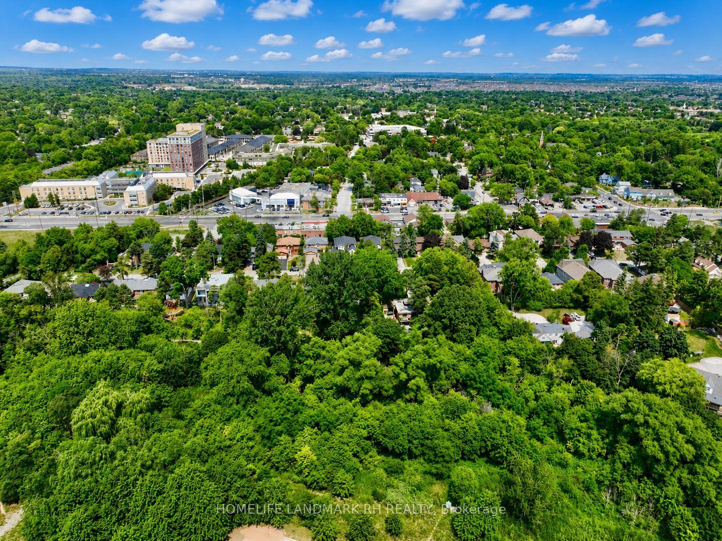Photo 39 of 27 East Drive, Markham, Unionville — HOMEH