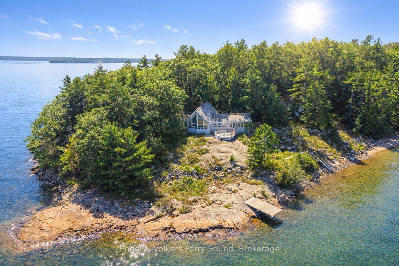 Photo 2 of 8 Island 29C, Carling — HOMEH
