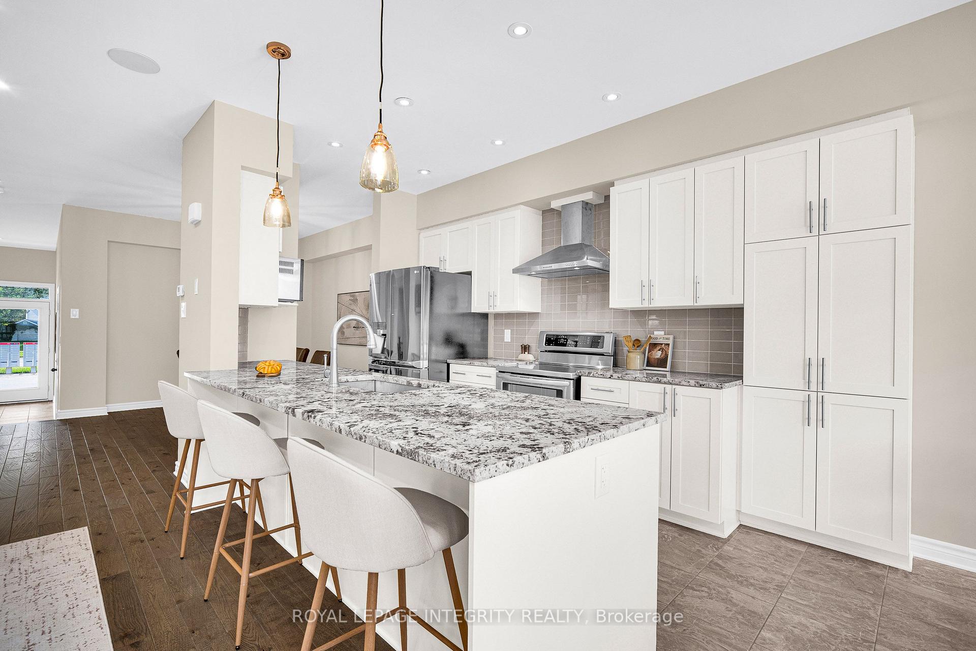 Photo 12 of 256 Dolce Crescent, Ottawa, Riverside South/Gloucester Glen — HOMEH