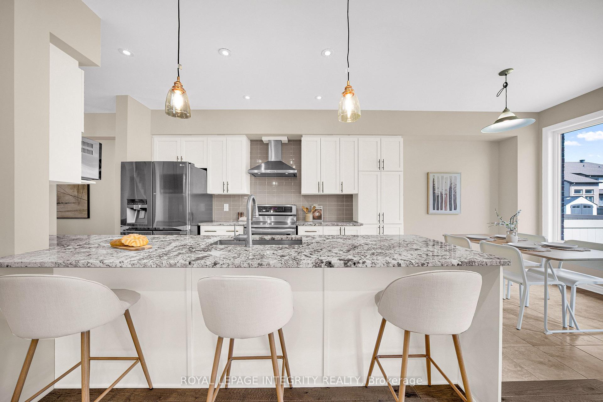 Photo 13 of 256 Dolce Crescent, Ottawa, Riverside South/Gloucester Glen — HOMEH