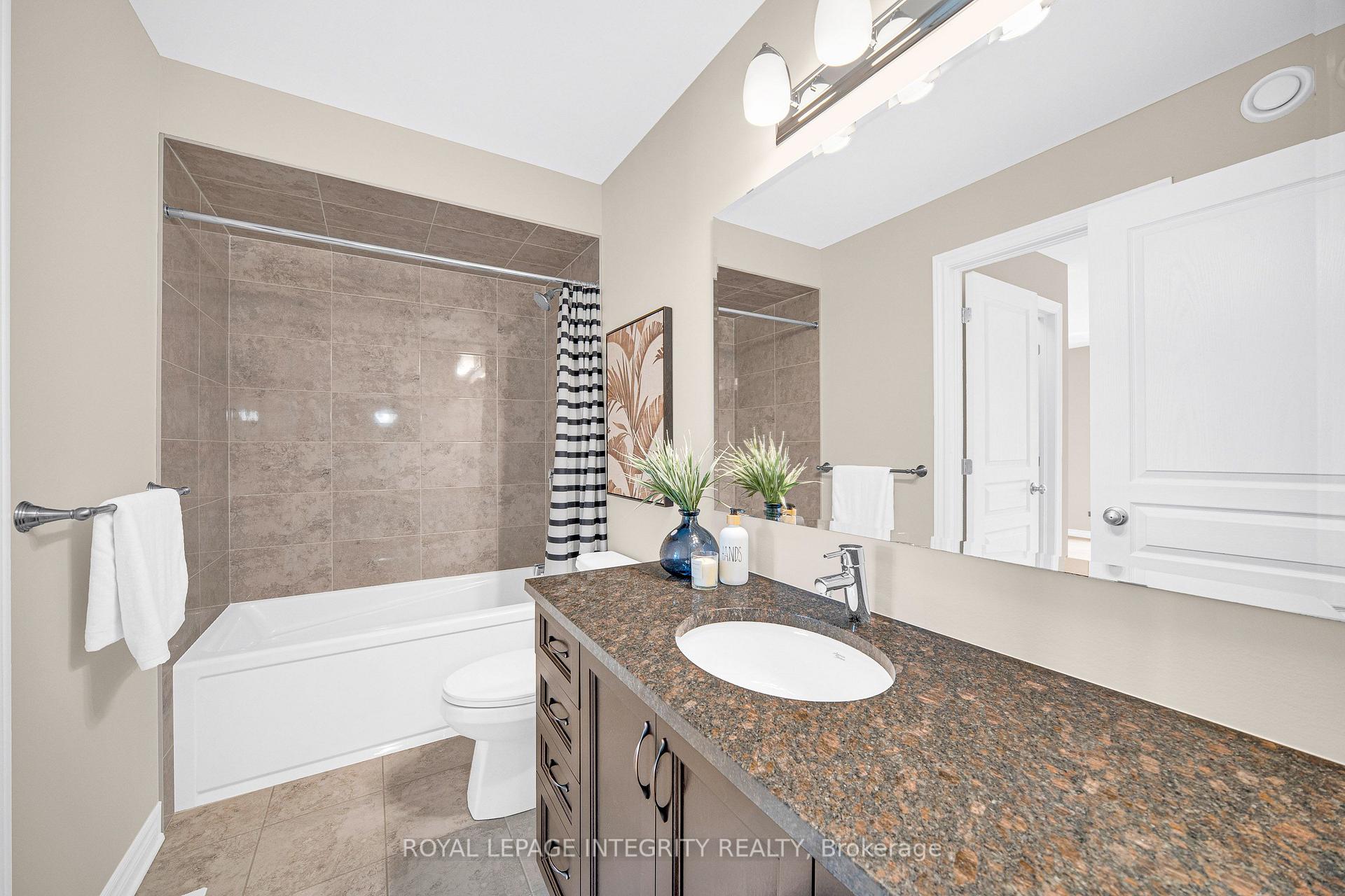 Photo 32 of 256 Dolce Crescent, Ottawa, Riverside South/Gloucester Glen — HOMEH