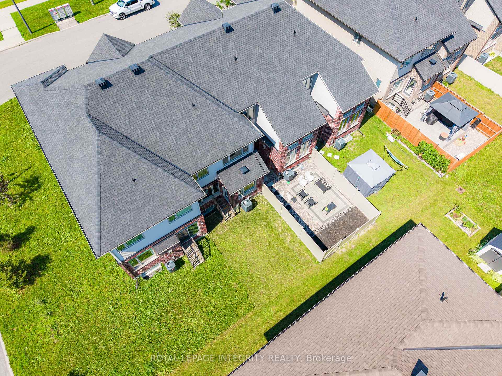 Photo 41 of 256 Dolce Crescent, Ottawa, Riverside South/Gloucester Glen — HOMEH