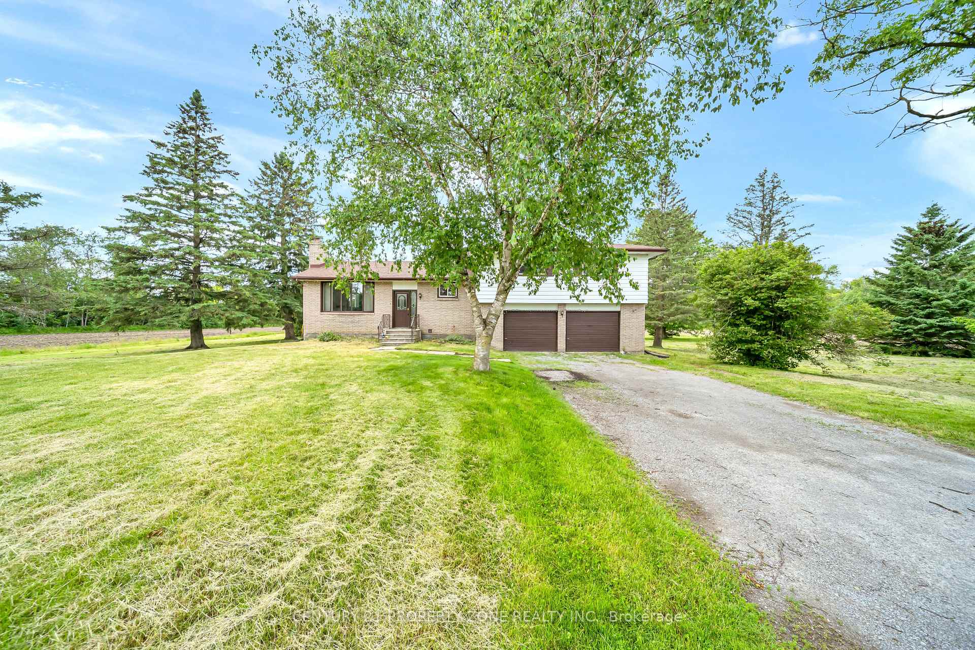 Photo 2 of 18580 Dufferin Street, King, Rural King — HOMEH
