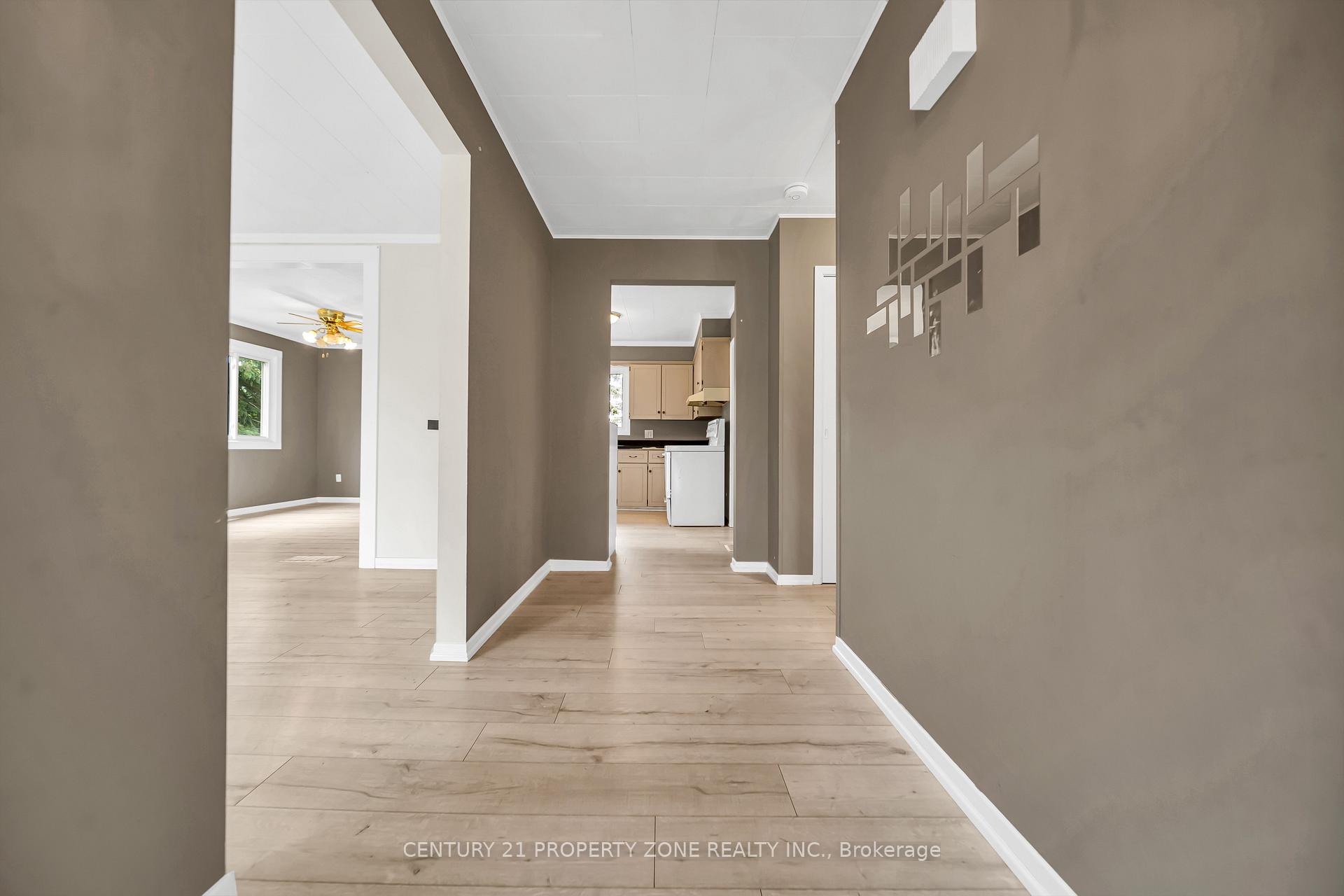 Photo 9 of 18580 Dufferin Street, King, Rural King — HOMEH