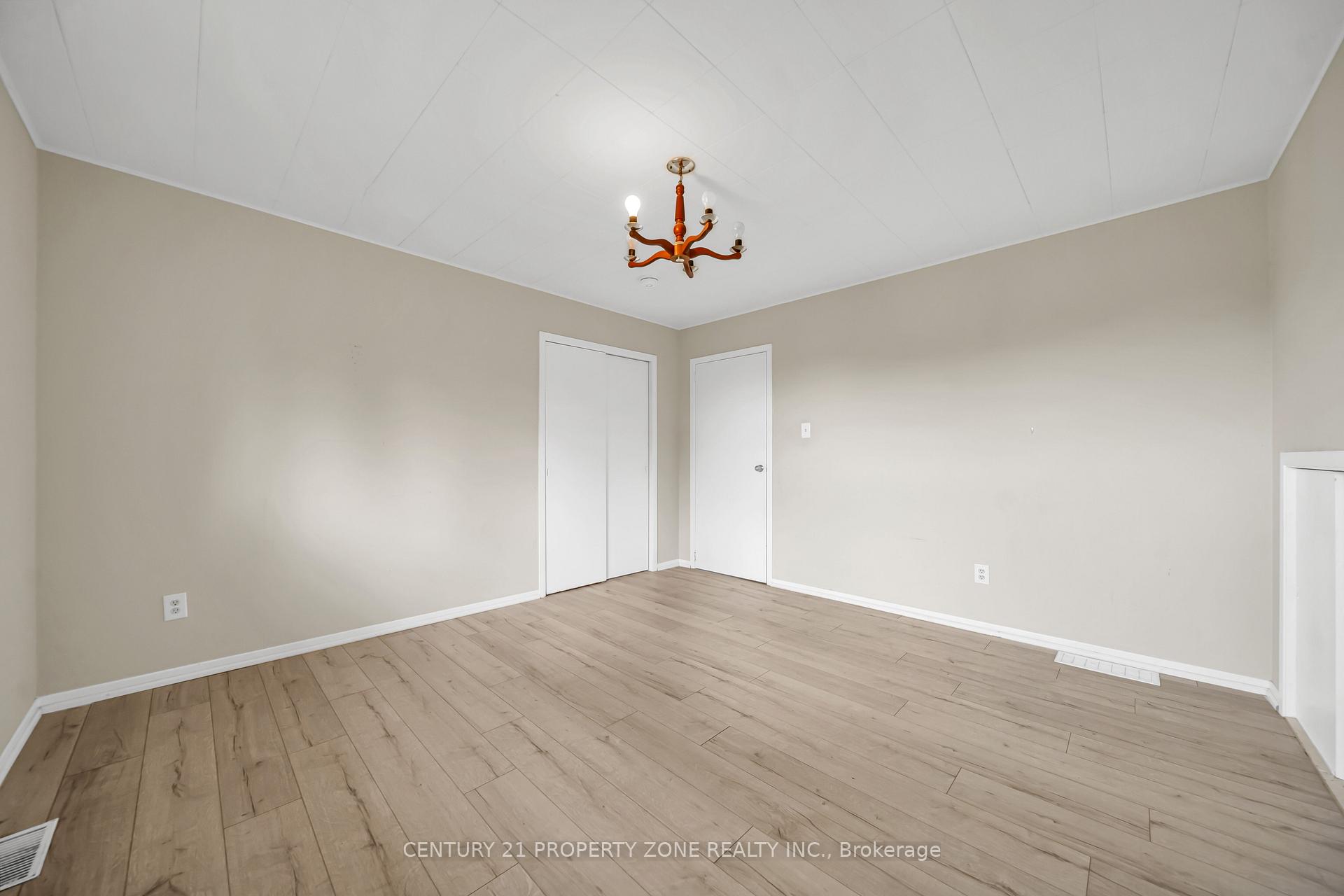 Photo 24 of 18580 Dufferin Street, King, Rural King — HOMEH