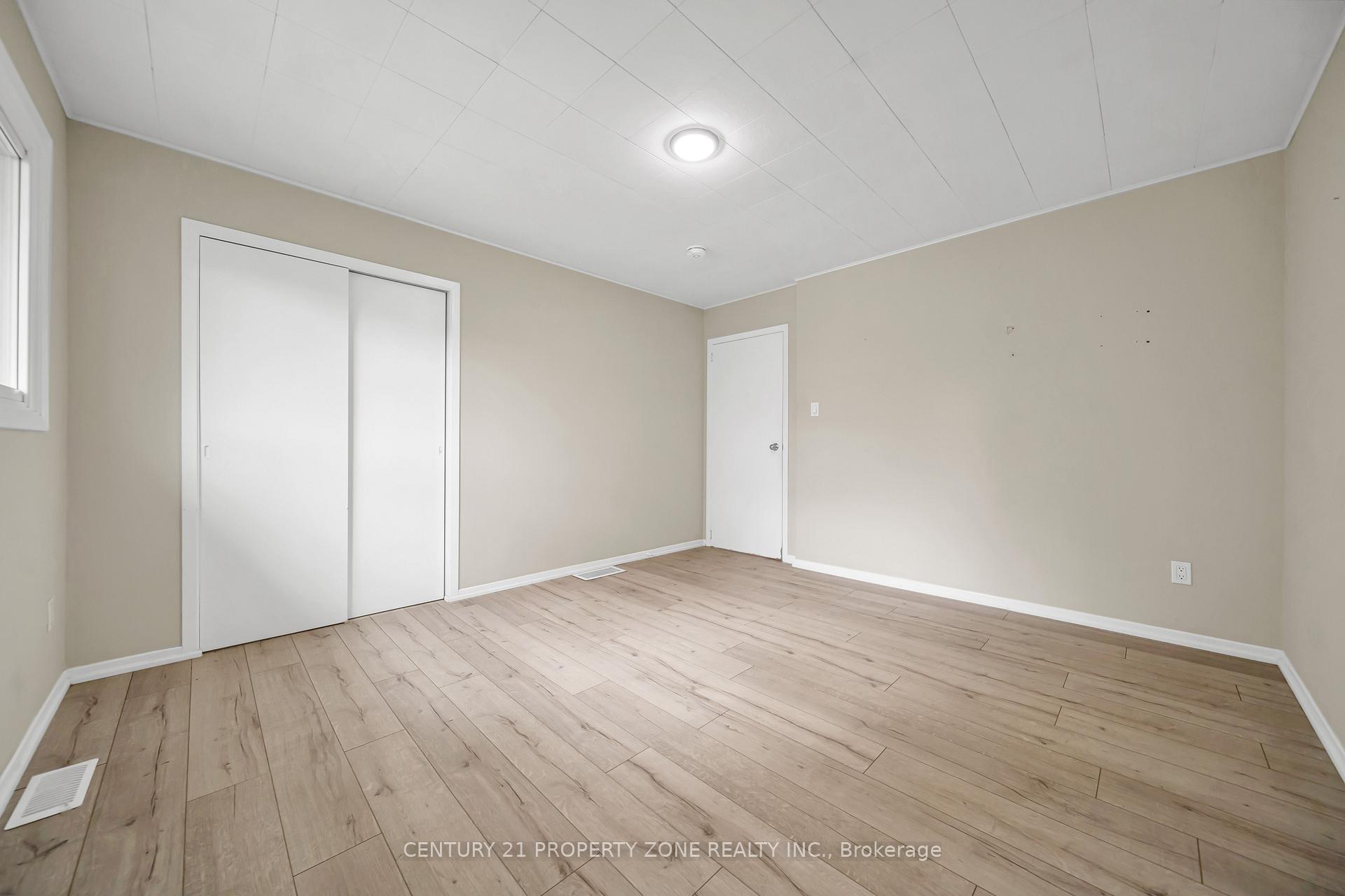 Photo 28 of 18580 Dufferin Street, King, Rural King — HOMEH