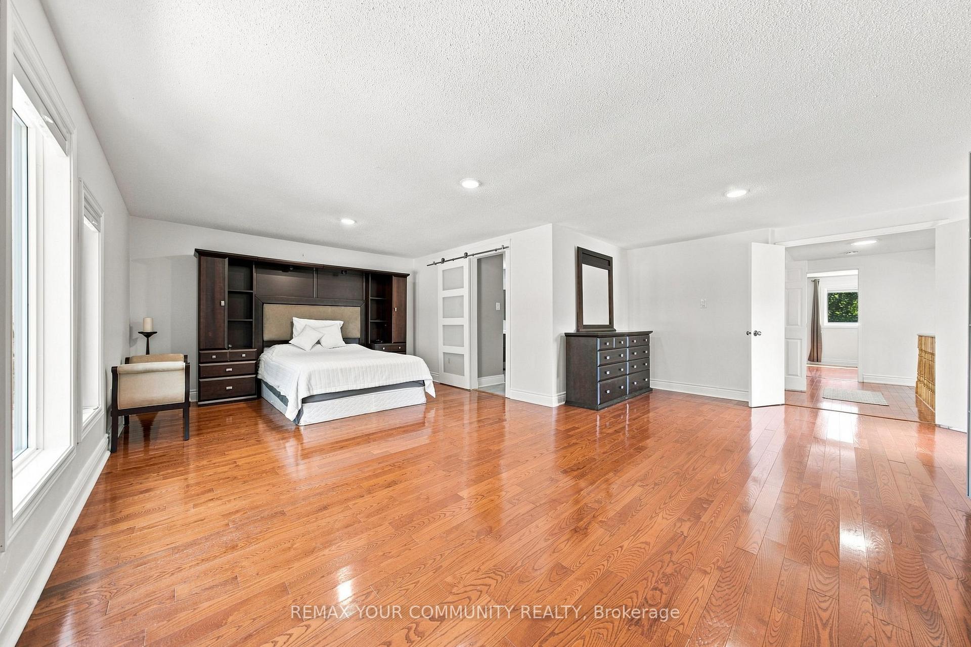 Photo 21 of 1544 Greenbriar Drive, Oakville, Glen Abbey — HOMEH