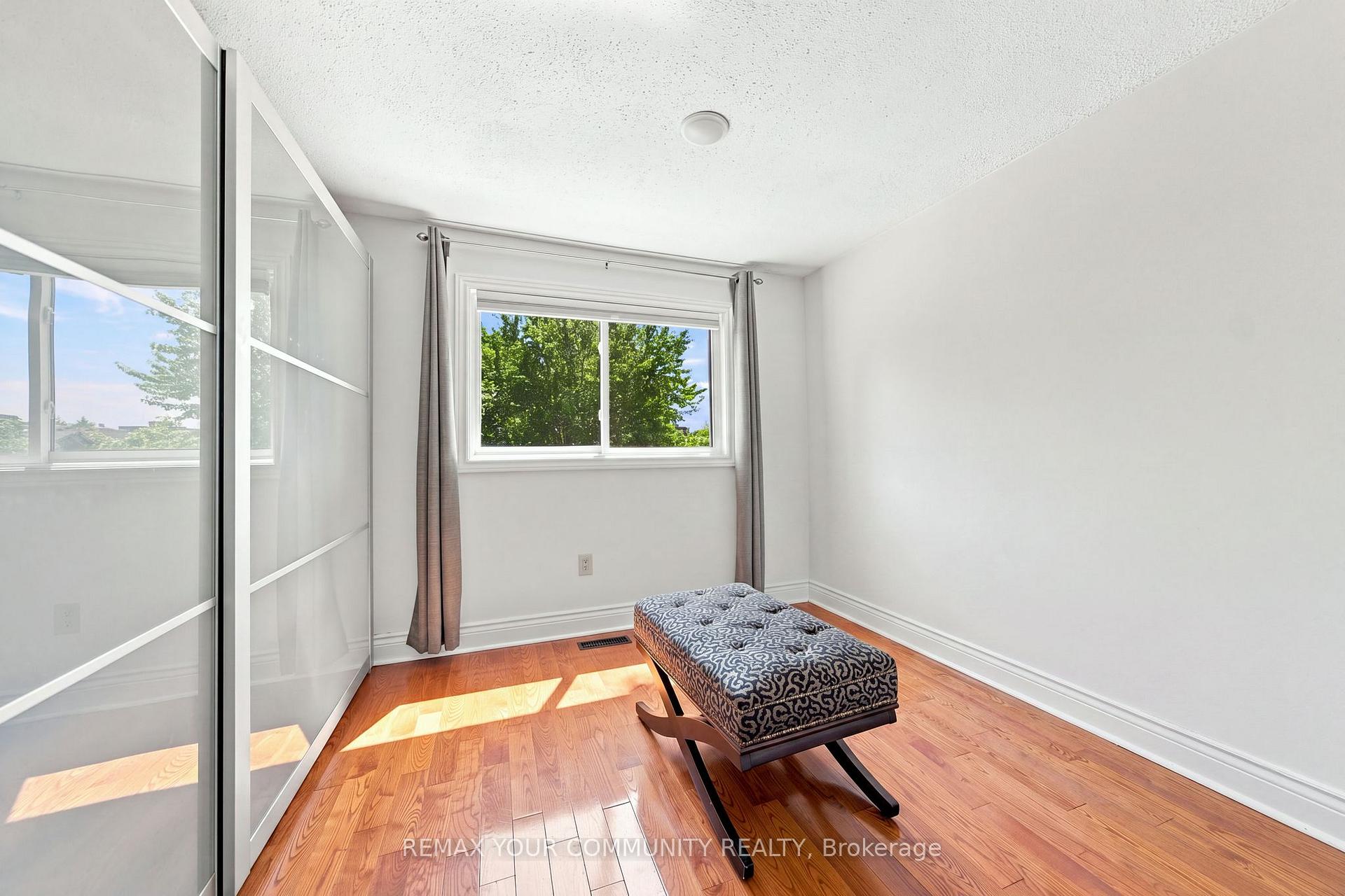 Photo 26 of 1544 Greenbriar Drive, Oakville, Glen Abbey — HOMEH