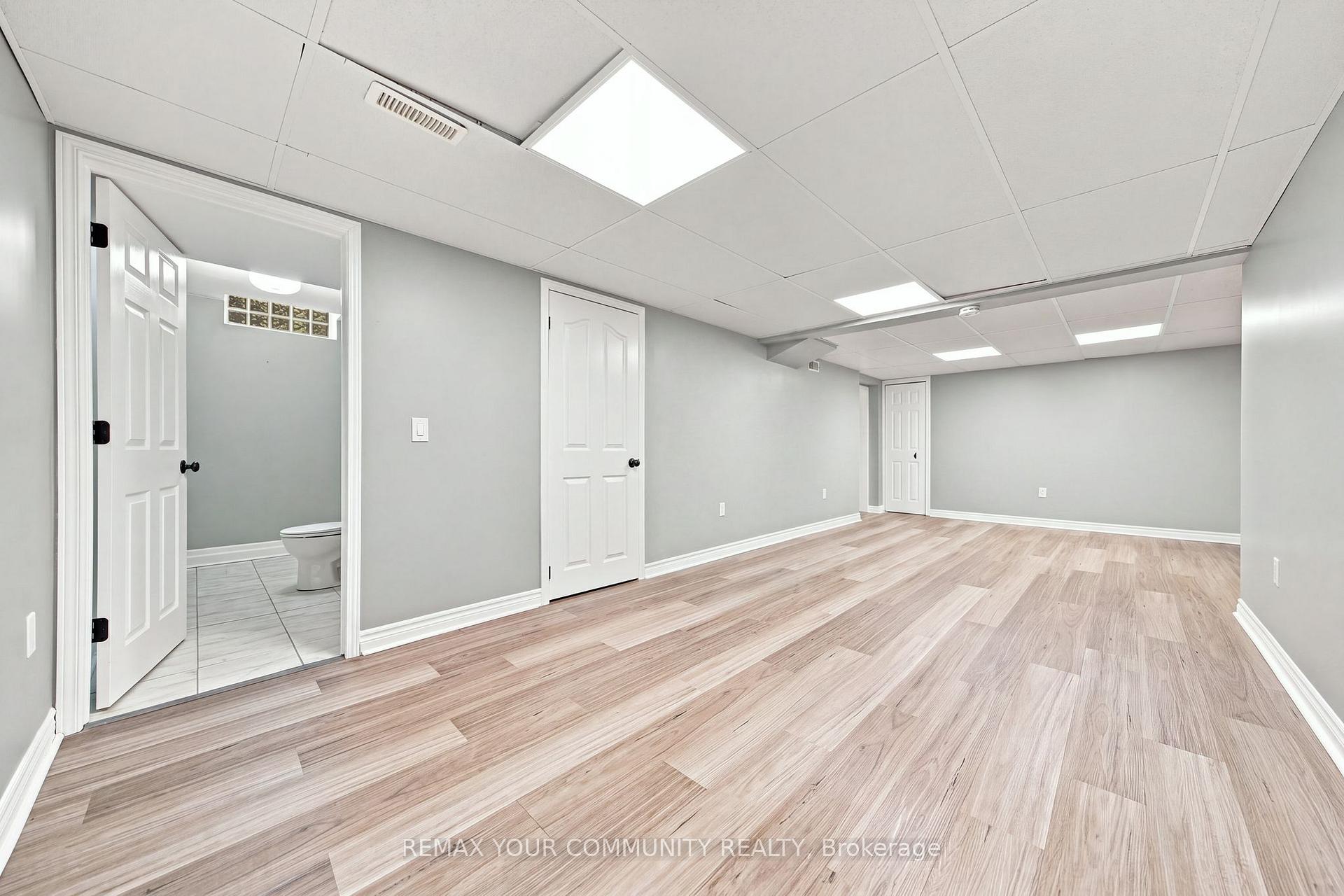 Photo 33 of 1544 Greenbriar Drive, Oakville, Glen Abbey — HOMEH