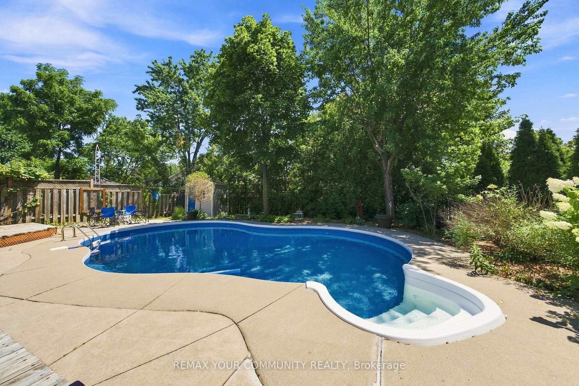 Photo 37 of 1544 Greenbriar Drive, Oakville, Glen Abbey — HOMEH