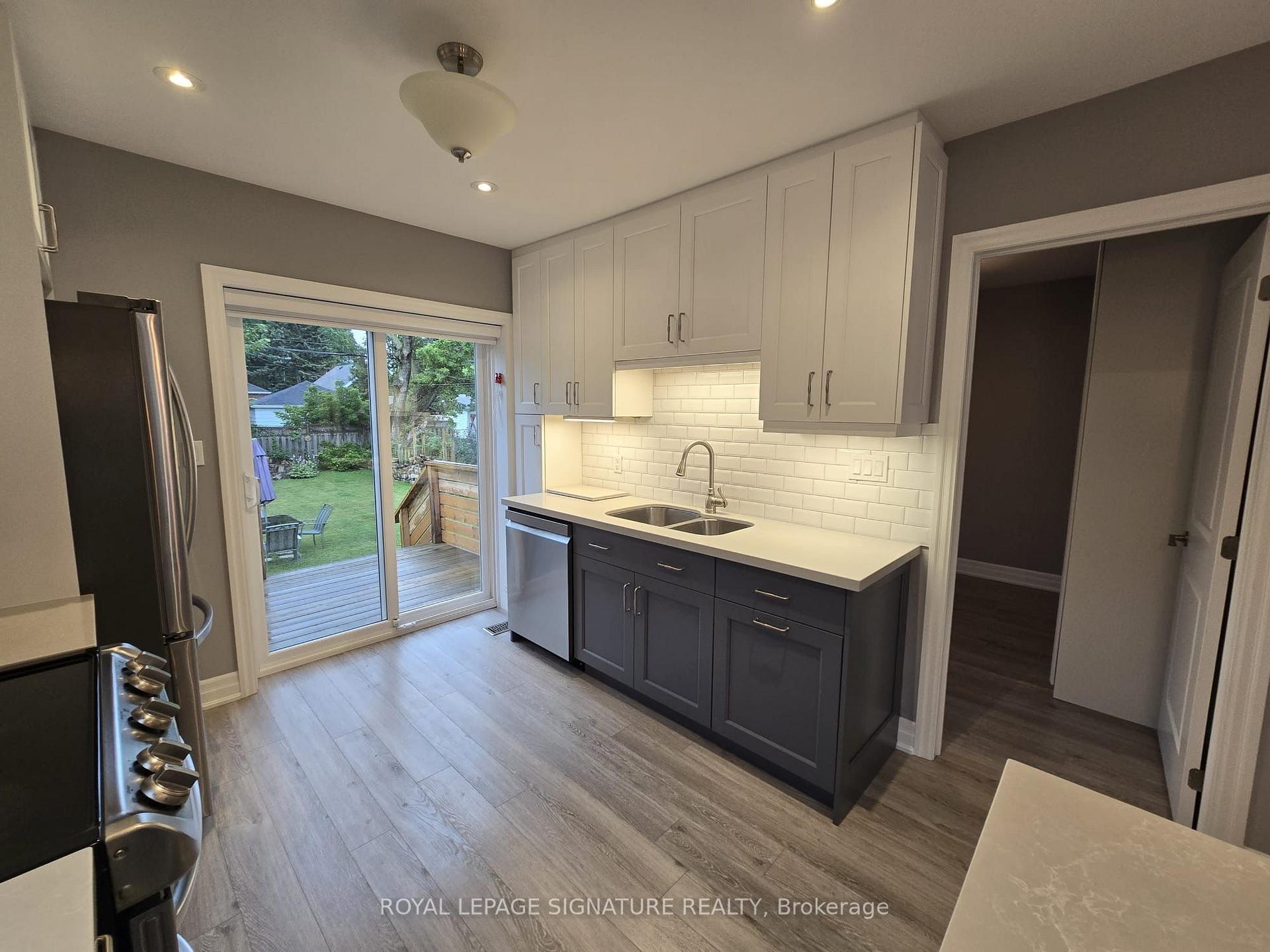 Photo 13 of Unit Upper, 141 Phillip Avenue, Scarborough, Birchcliffe-Cliffside — HOMEH