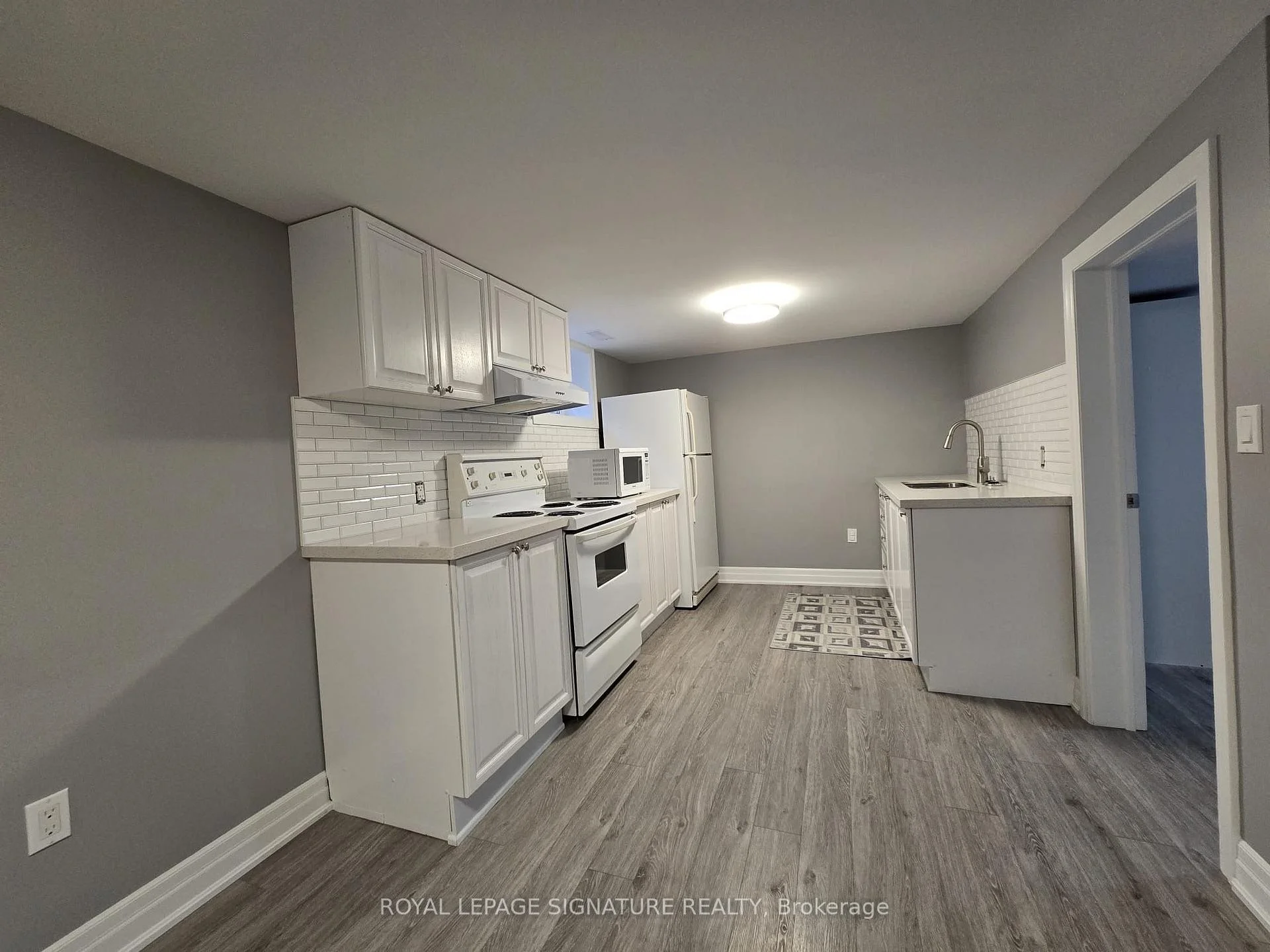 Photo 10 of Unit Upper, 141 Phillip Avenue, Scarborough, Birchcliffe-Cliffside — HOMEH