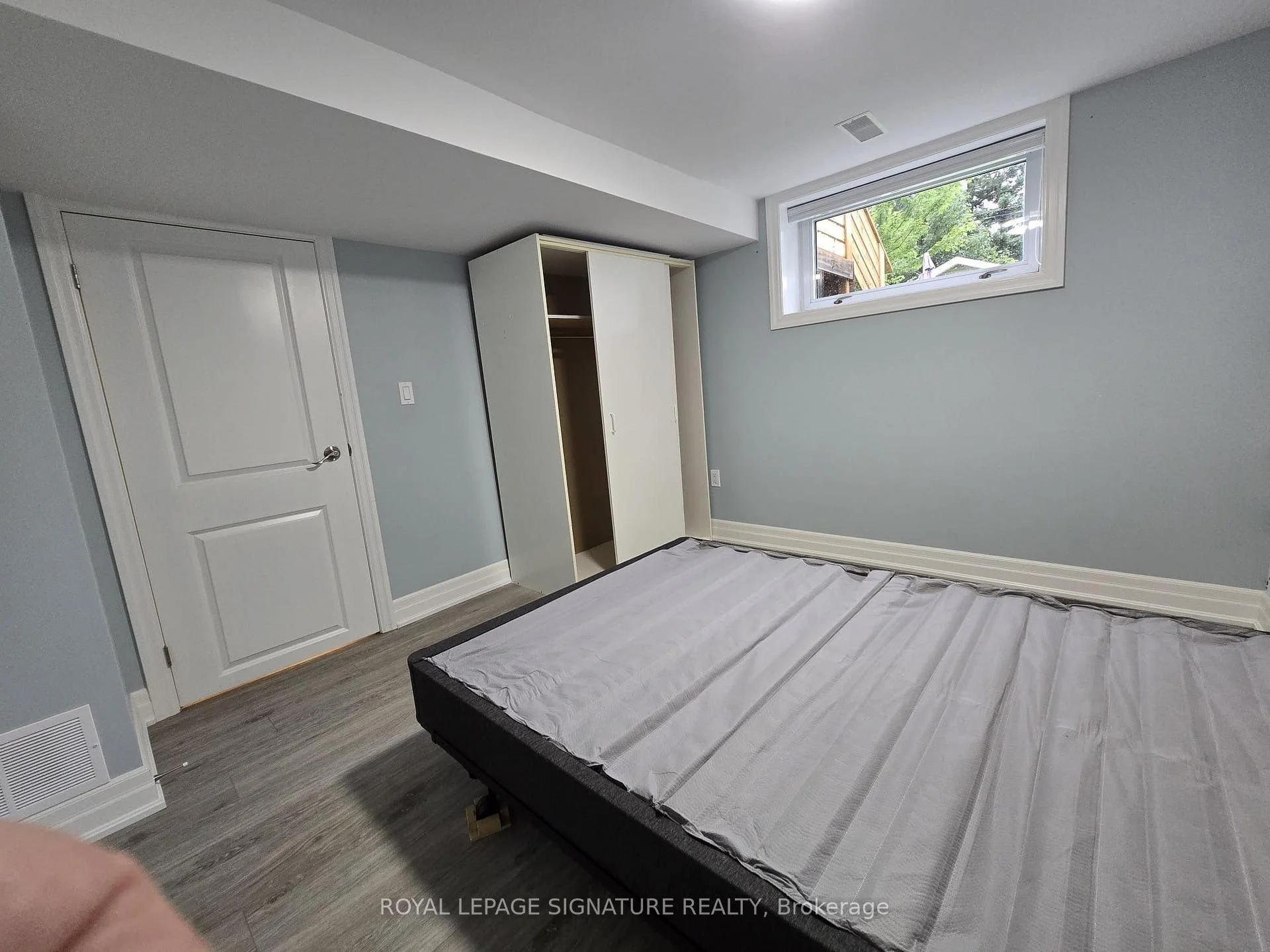 Photo 17 of Unit Upper, 141 Phillip Avenue, Scarborough, Birchcliffe-Cliffside — HOMEH