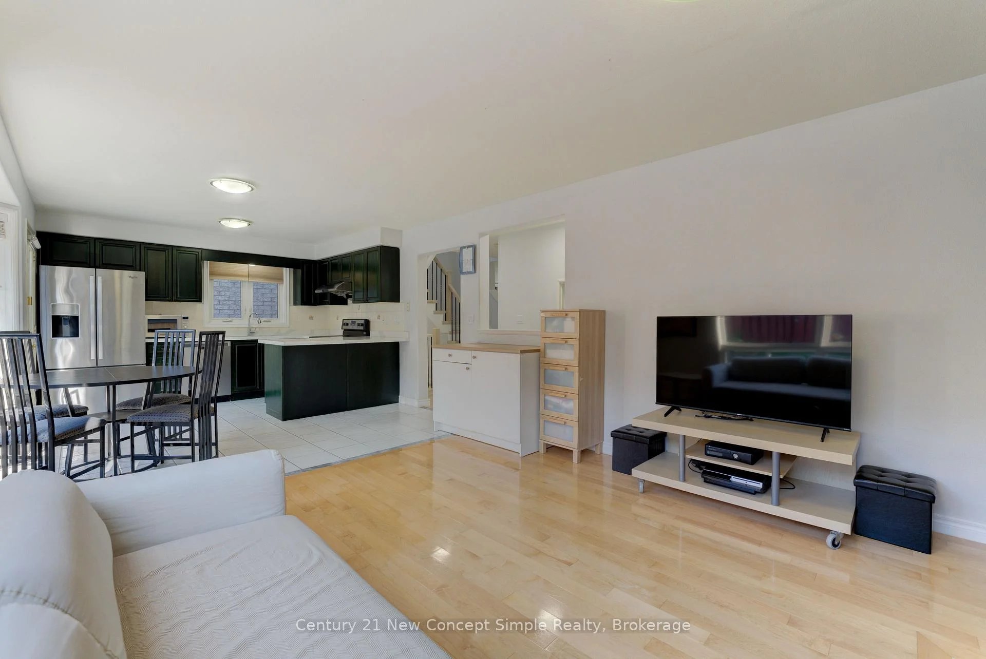 Photo 11 of Unit S, 18 Castlemore Avenue, Markham, Berczy — HOMEH