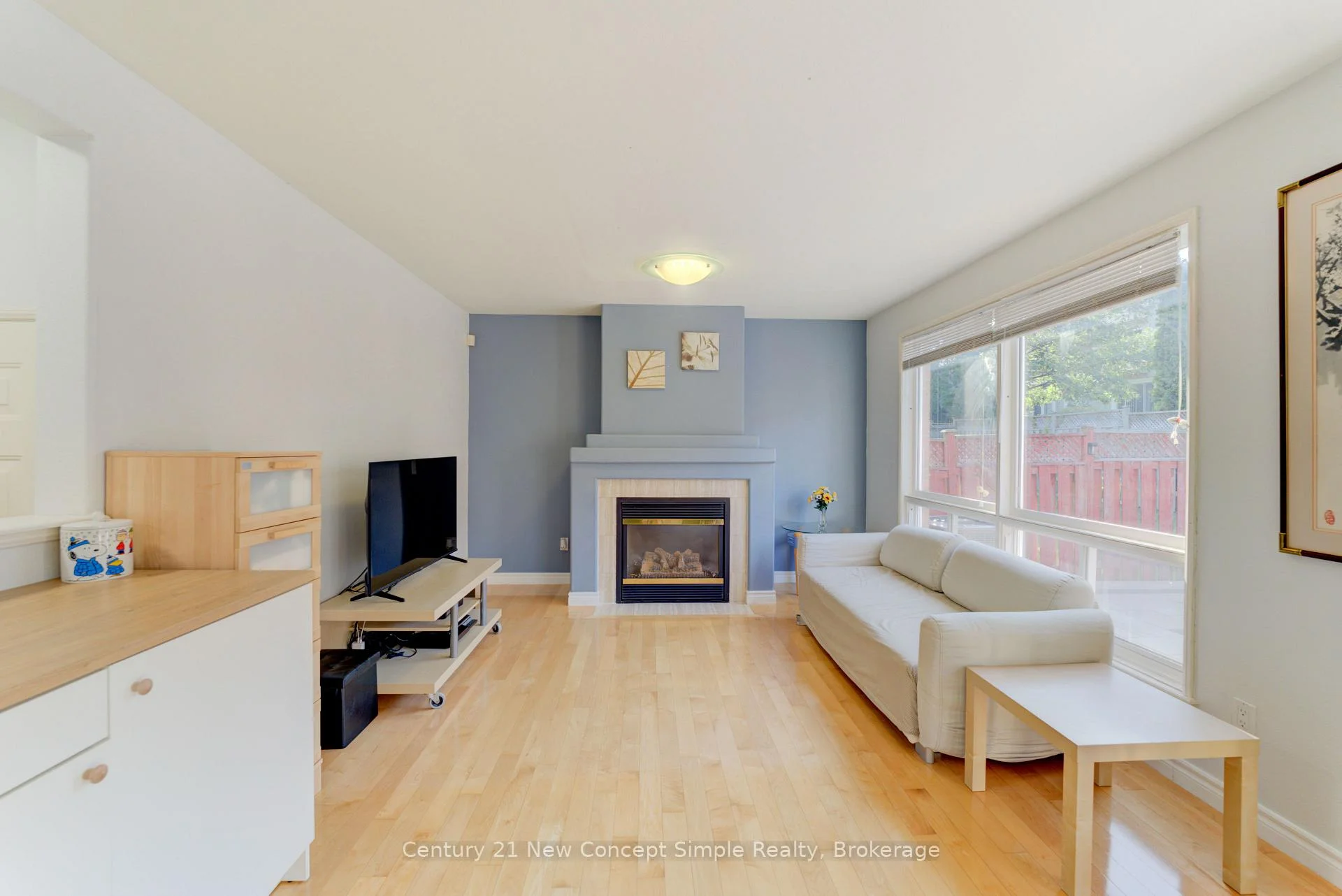Photo 14 of Unit S, 18 Castlemore Avenue, Markham, Berczy — HOMEH
