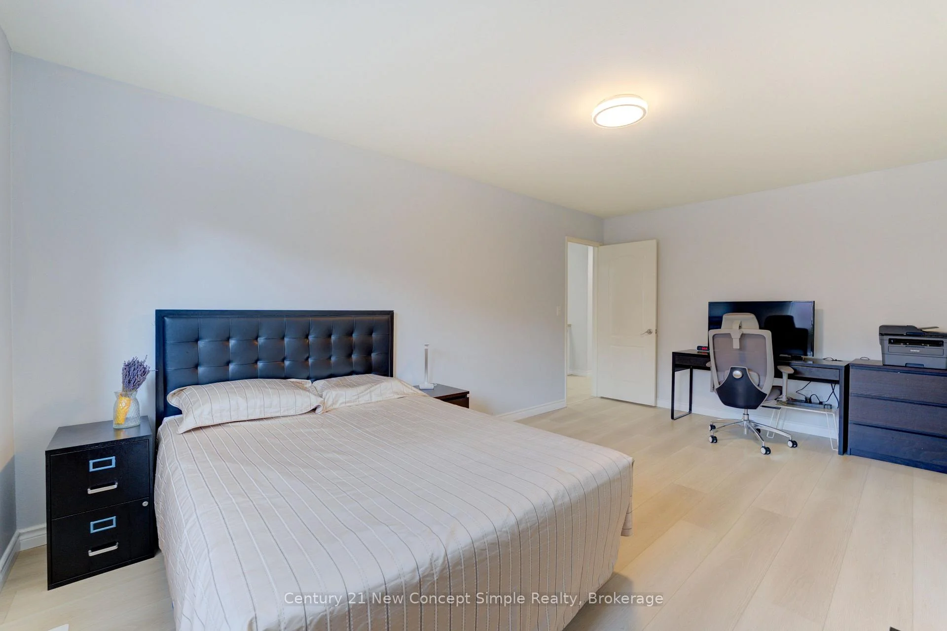 Photo 18 of Unit S, 18 Castlemore Avenue, Markham, Berczy — HOMEH