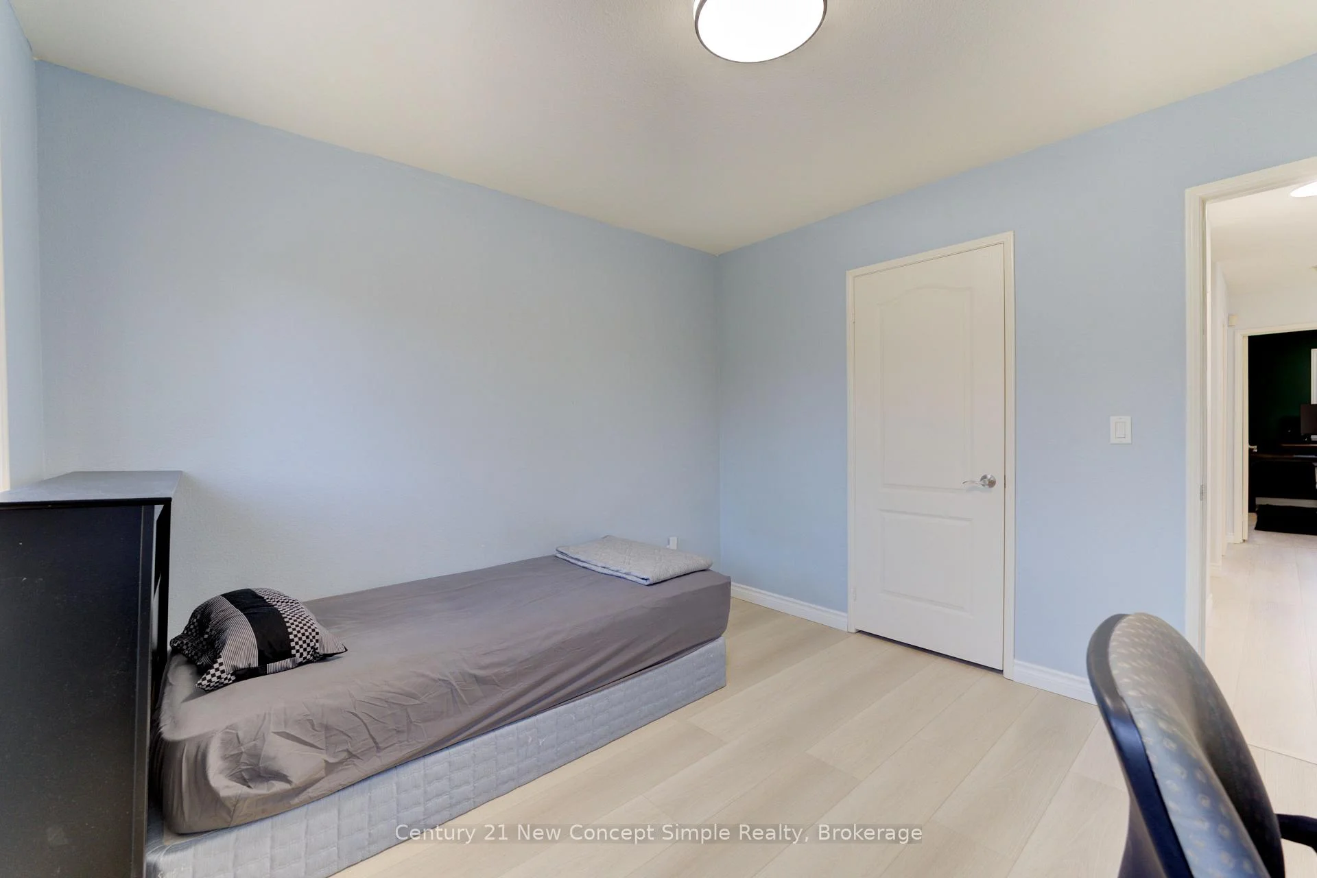 Photo 25 of Unit S, 18 Castlemore Avenue, Markham, Berczy — HOMEH