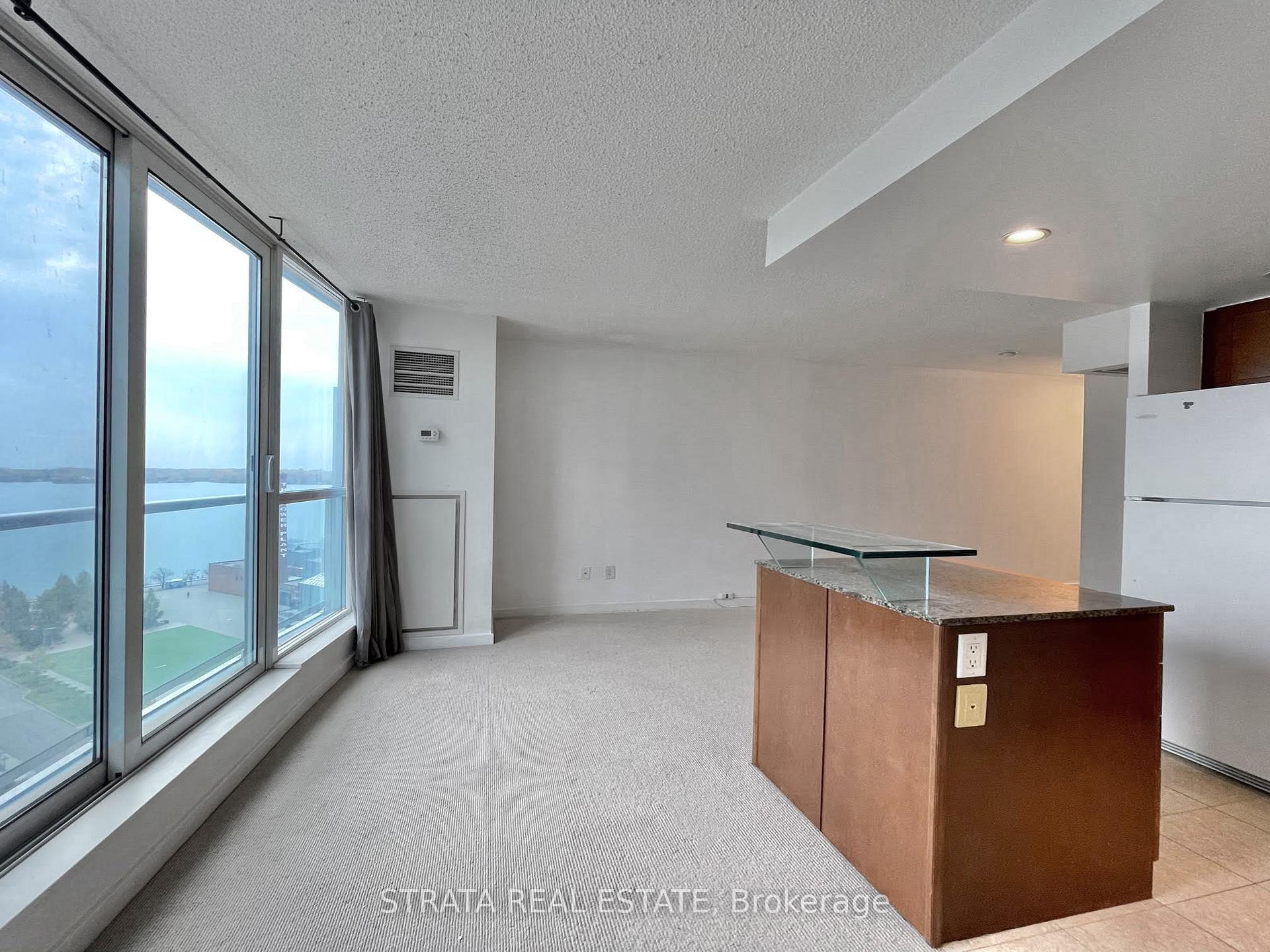Photo 3 of Unit 1505, 208 Queens Quay W, Toronto, Waterfront Communities — HOMEH