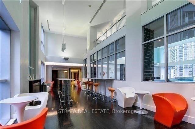 Photo 15 of Unit 1505, 208 Queens Quay W, Toronto, Waterfront Communities — HOMEH