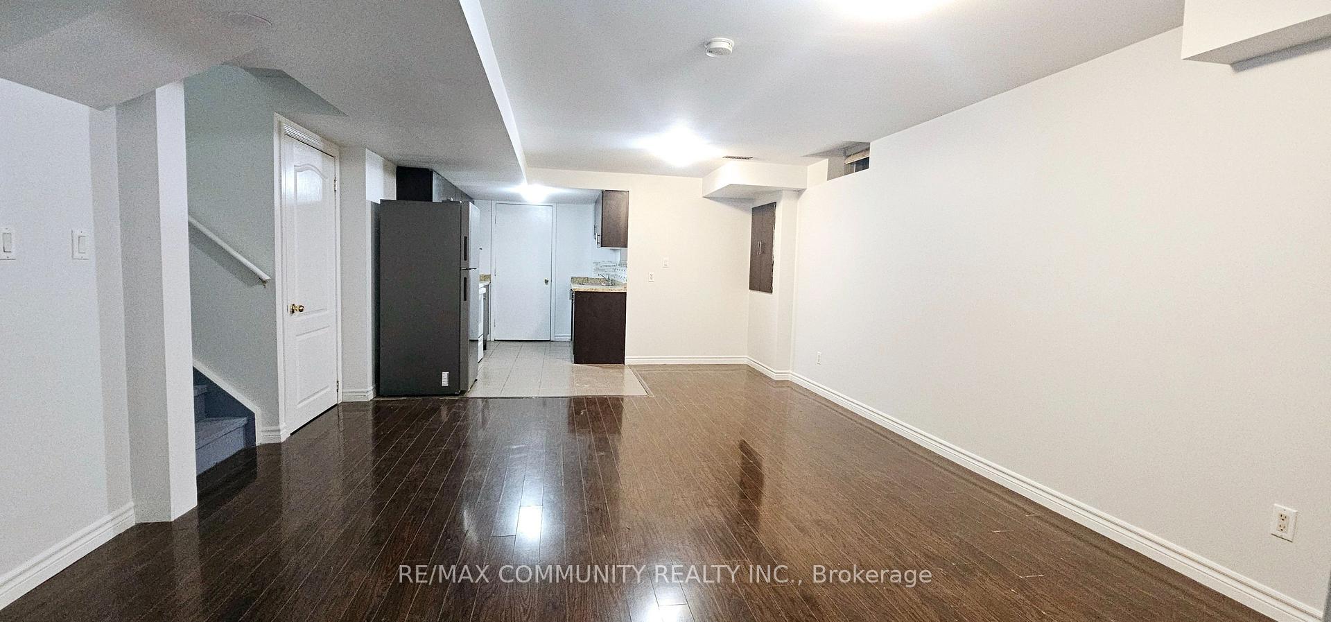 Photo 3 of Unit Bsmt, 21 Midvale Road, Brampton, Fletcher's Meadow — HOMEH