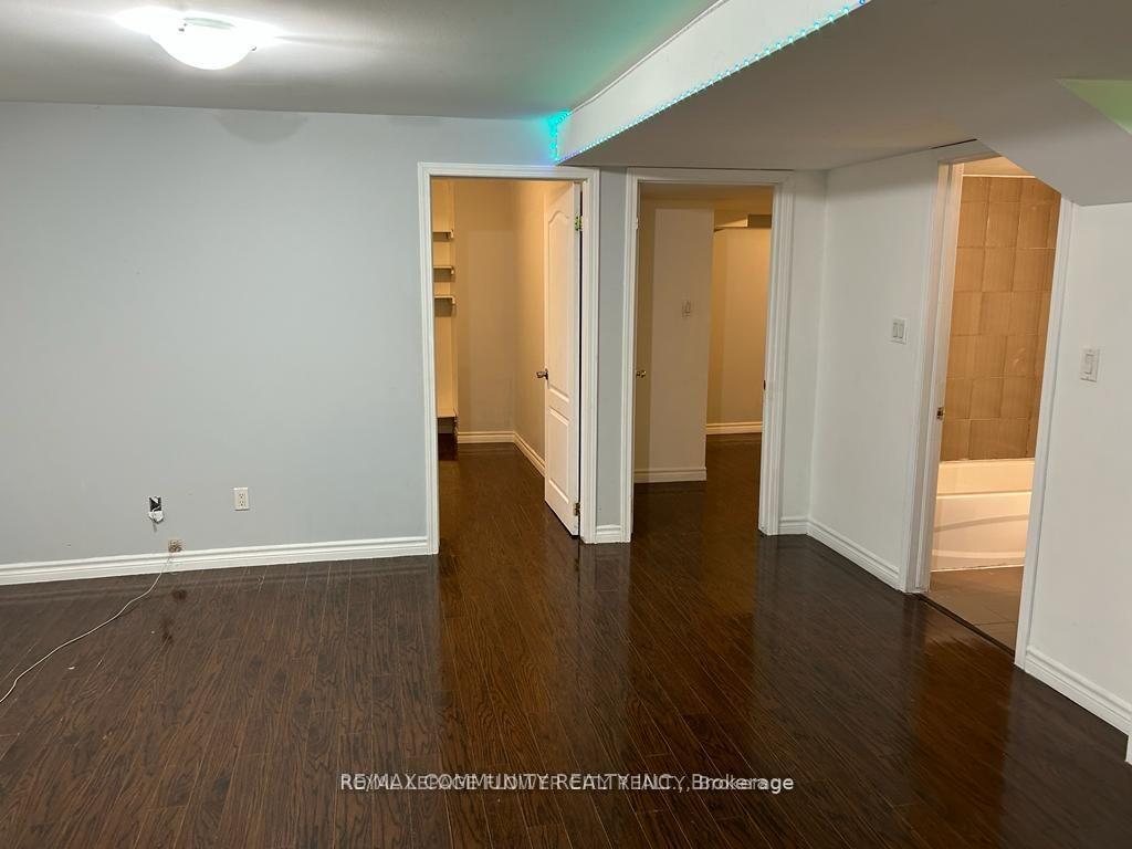 Photo 7 of Unit Bsmt, 21 Midvale Road, Brampton, Fletcher's Meadow — HOMEH