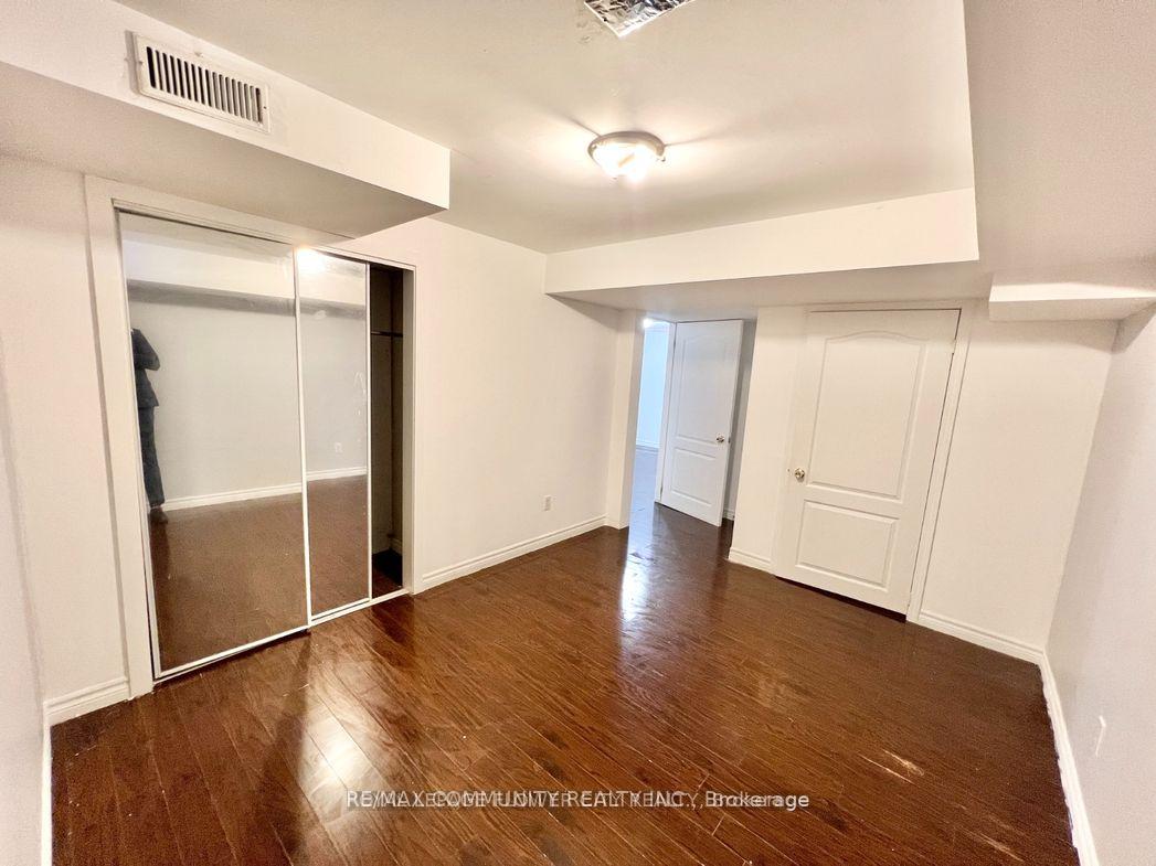 Photo 10 of Unit Bsmt, 21 Midvale Road, Brampton, Fletcher's Meadow — HOMEH