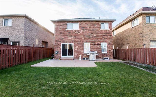 Photo 13 of Unit Bsmt, 21 Midvale Road, Brampton, Fletcher's Meadow — HOMEH