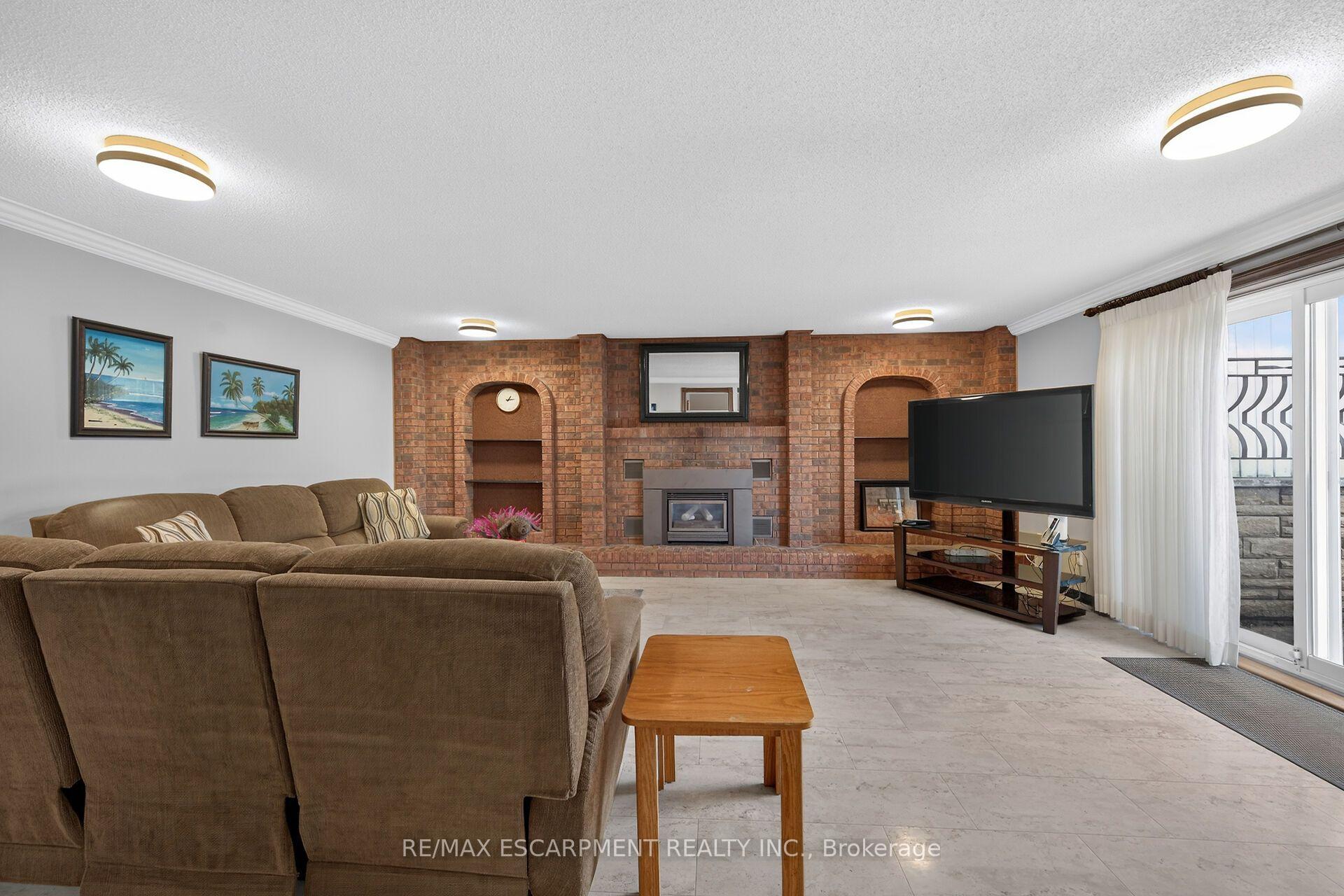Photo 29 of 39 Algonquin Court, Hamilton, King's Forest Upper — HOMEH