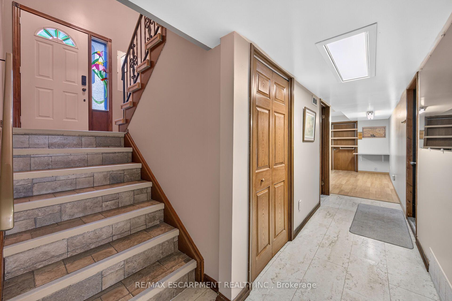 Photo 38 of 39 Algonquin Court, Hamilton, King's Forest Upper — HOMEH