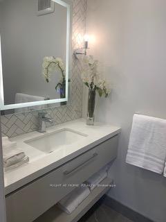 Photo 17 of Unit 1616, 33 Harbour Square, Toronto, Waterfront Communities — HOMEH