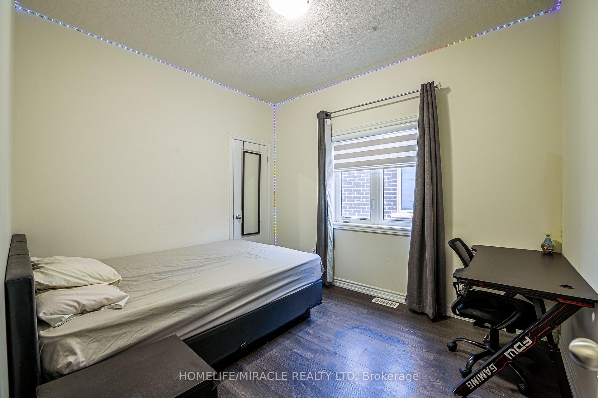 Photo 22 of 23 Arrowview Drive, Brampton, Northwest Brampton — HOMEH