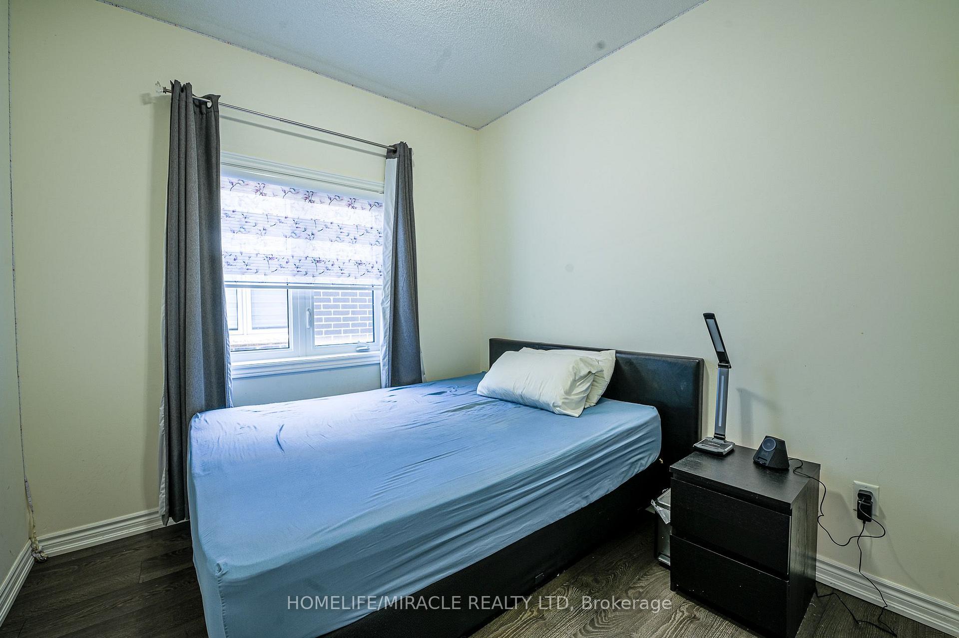 Photo 23 of 23 Arrowview Drive, Brampton, Northwest Brampton — HOMEH