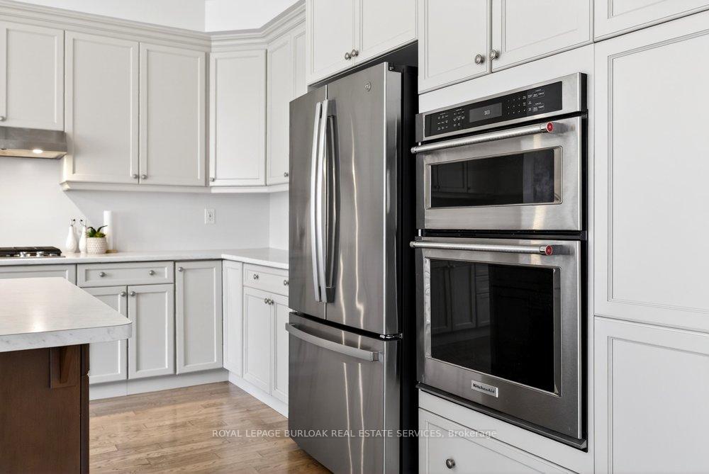 Photo 15 of 145 Stillwater Crescent, Hamilton, Waterdown — HOMEH