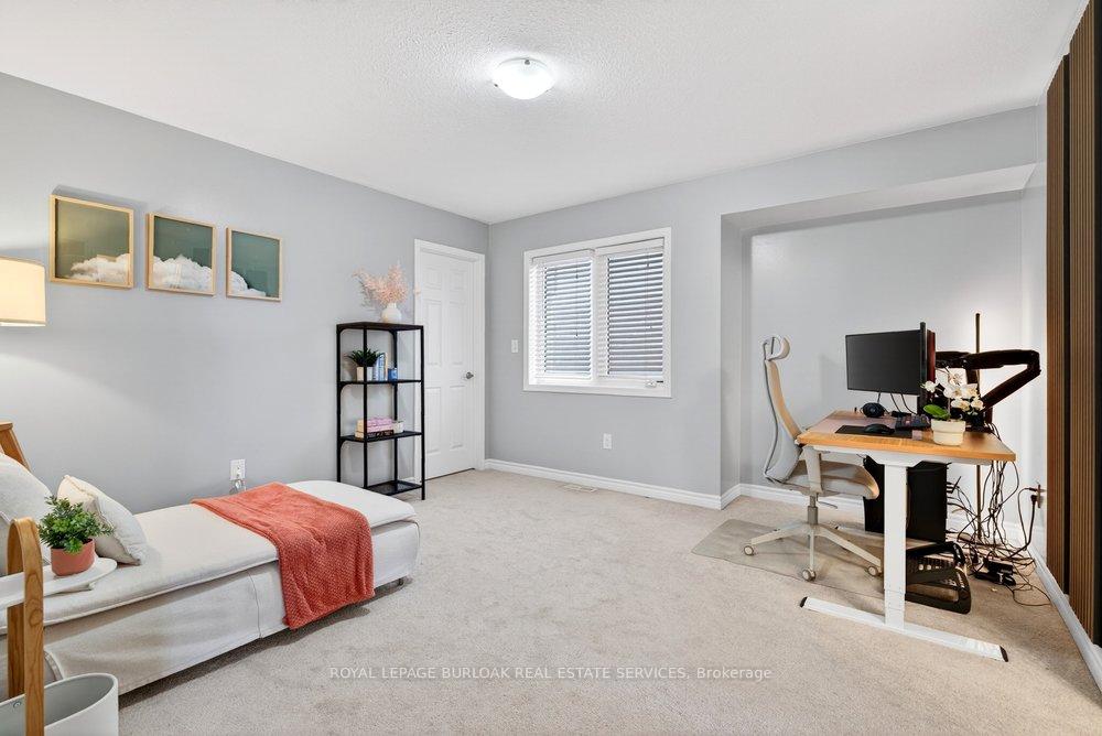 Photo 30 of 145 Stillwater Crescent, Hamilton, Waterdown — HOMEH