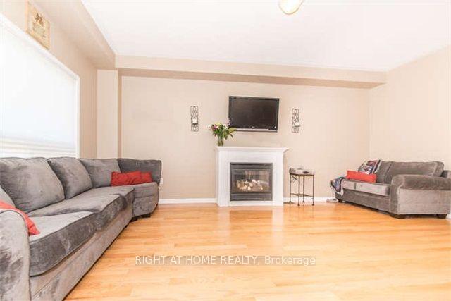 Photo 6 of 780 Ormond Drive, Oshawa, Samac — HOMEH