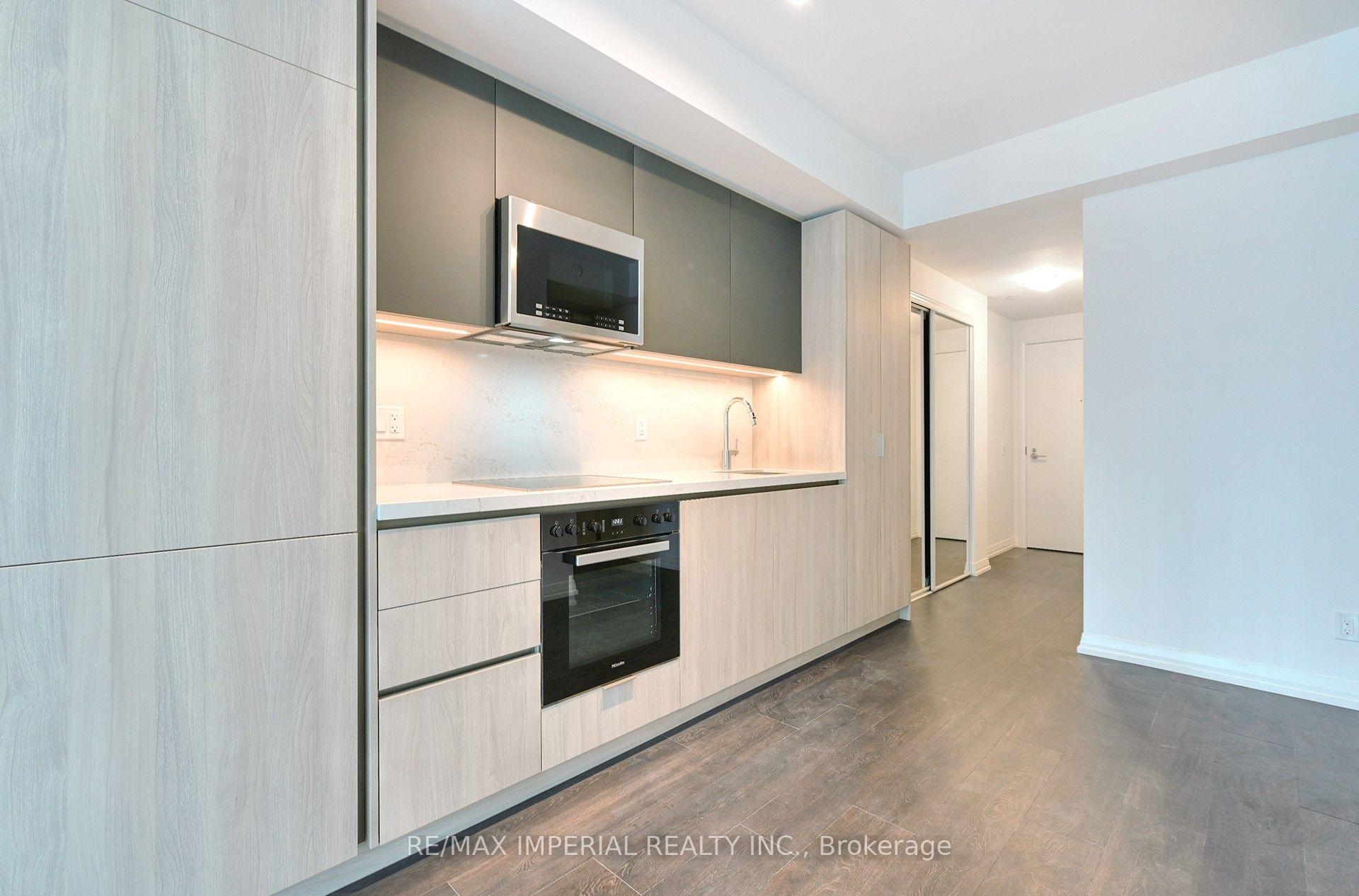 Photo 5 of Unit 2015, 400 King Street W, Toronto, Waterfront Communities — HOMEH