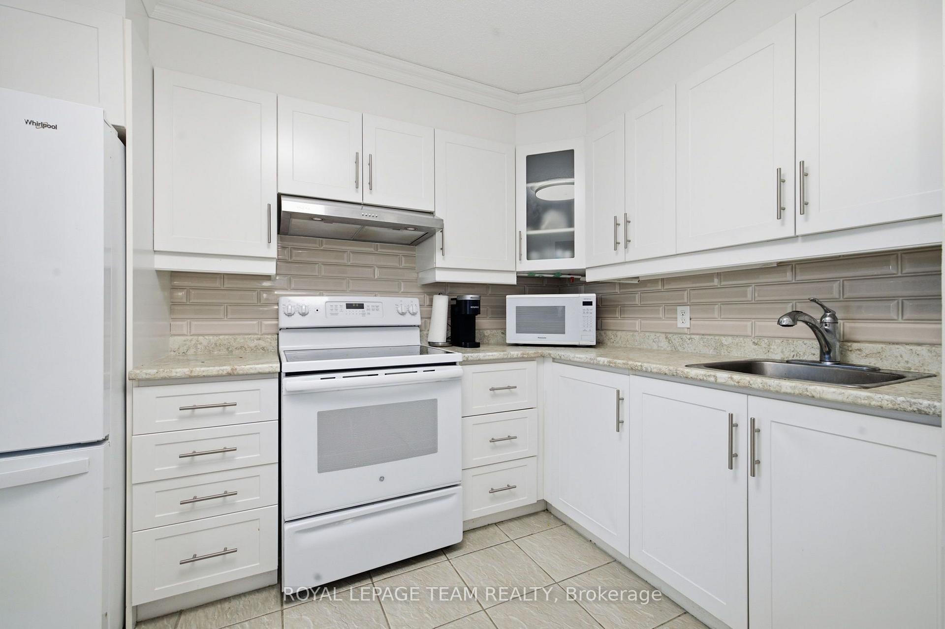 Photo 6 of Unit 303, 3360 Southgate Road, Ottawa, South Keys — HOMEH