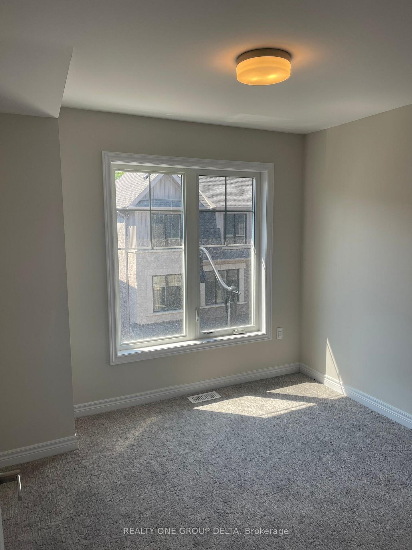 Photo 20 of 57 Folcroft Street, Brampton, Credit Valley — HOMEH