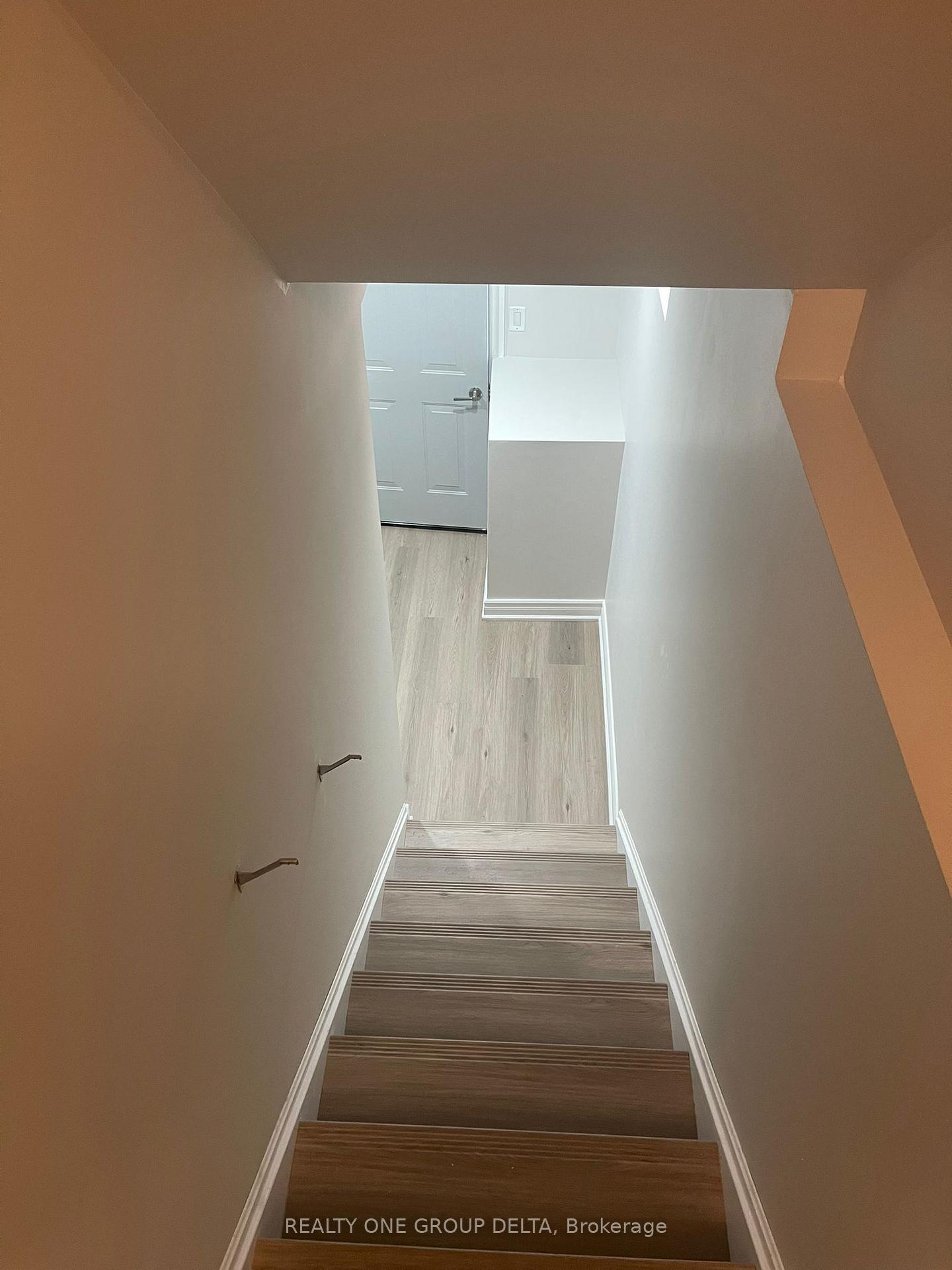 Photo 27 of 57 Folcroft Street, Brampton, Credit Valley — HOMEH