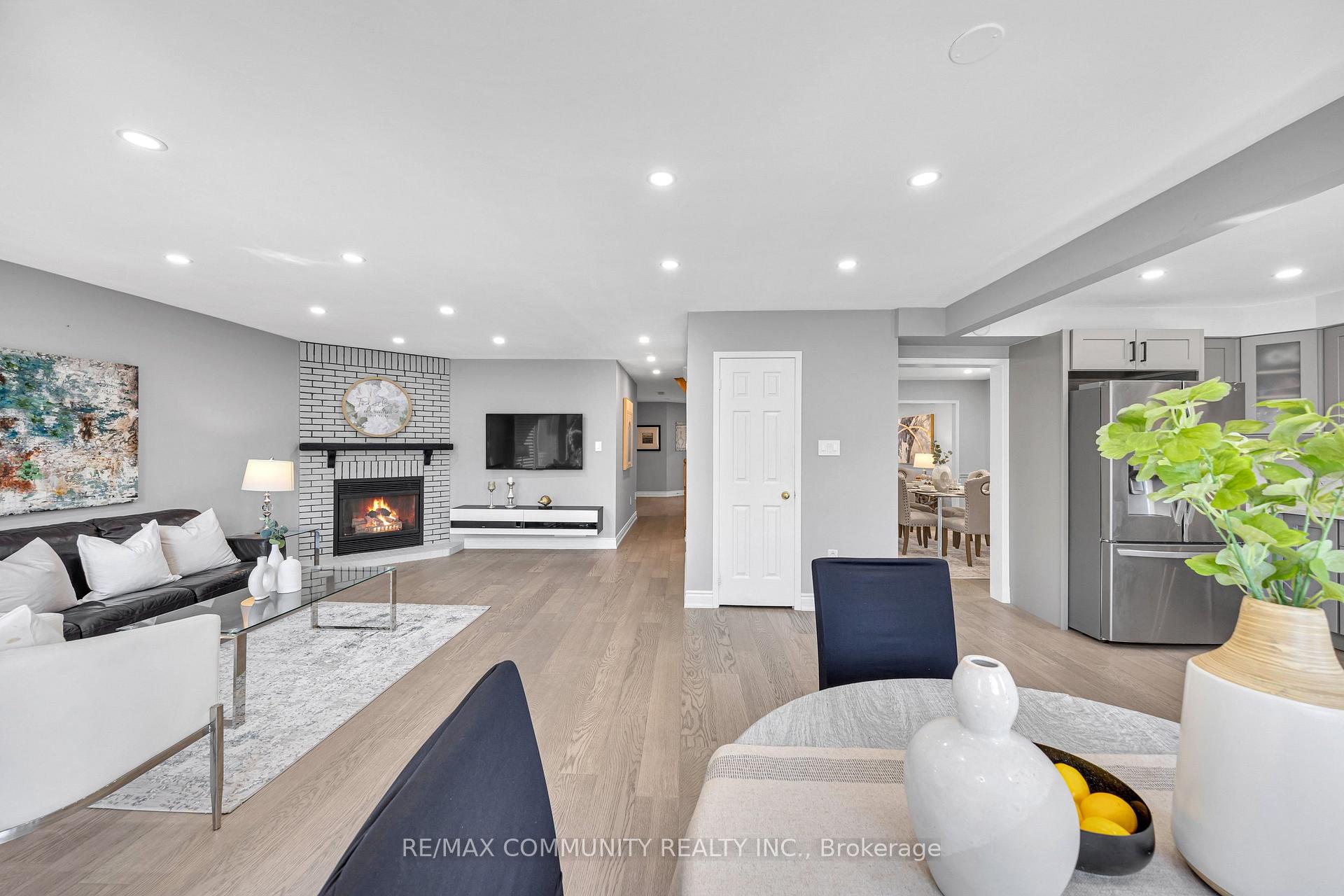 Photo 20 of 5326 Segriff Drive, Mississauga, East Credit — HOMEH