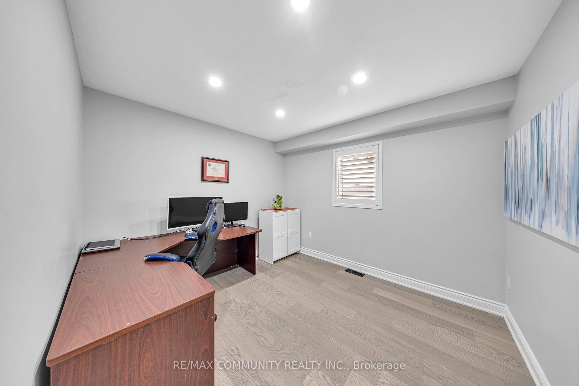 Photo 22 of 5326 Segriff Drive, Mississauga, East Credit — HOMEH