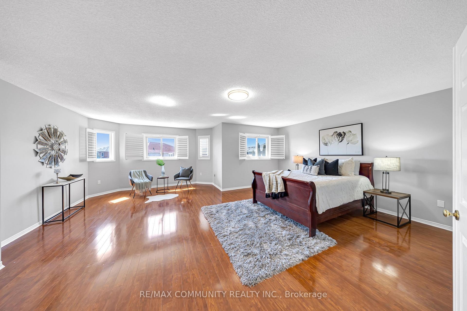 Photo 27 of 5326 Segriff Drive, Mississauga, East Credit — HOMEH