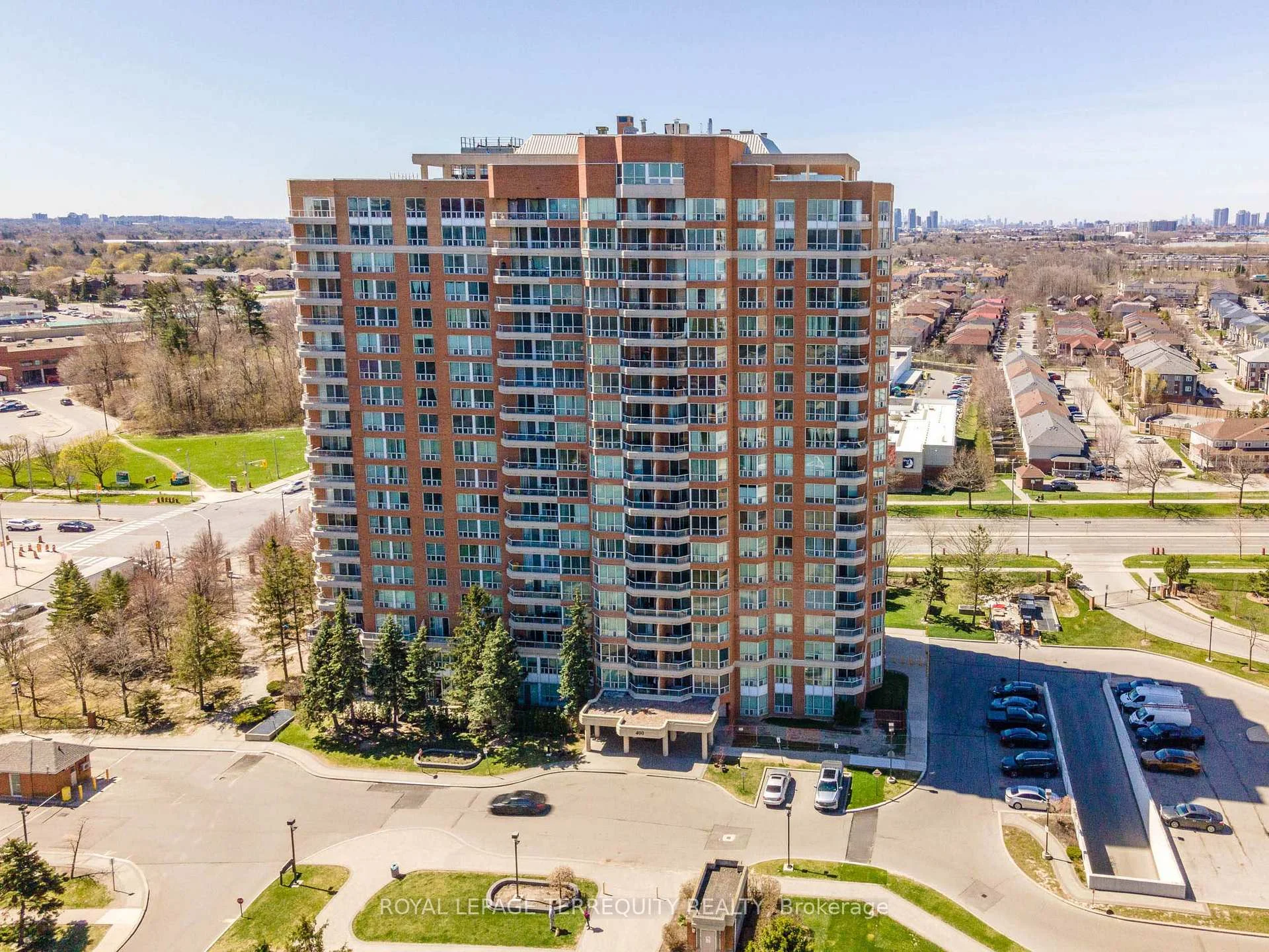 Photo of Unit 602, 400 McLevin Avenue