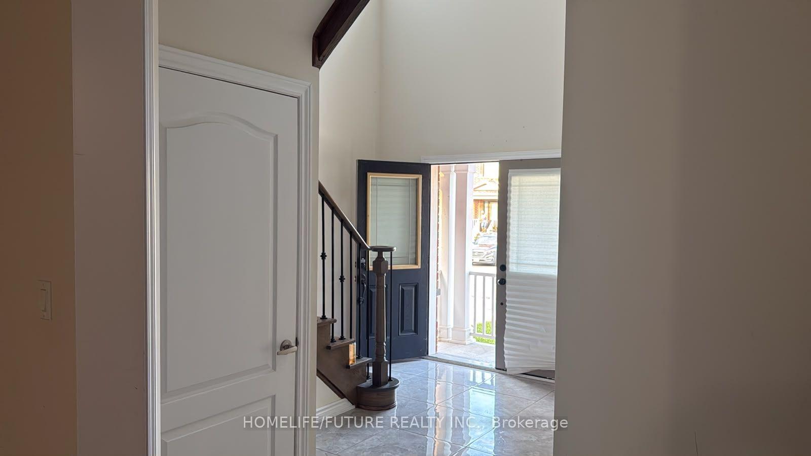 Photo 3 of 72 Terry Clayton Avenue, Brock, Beaverton — HOMEH