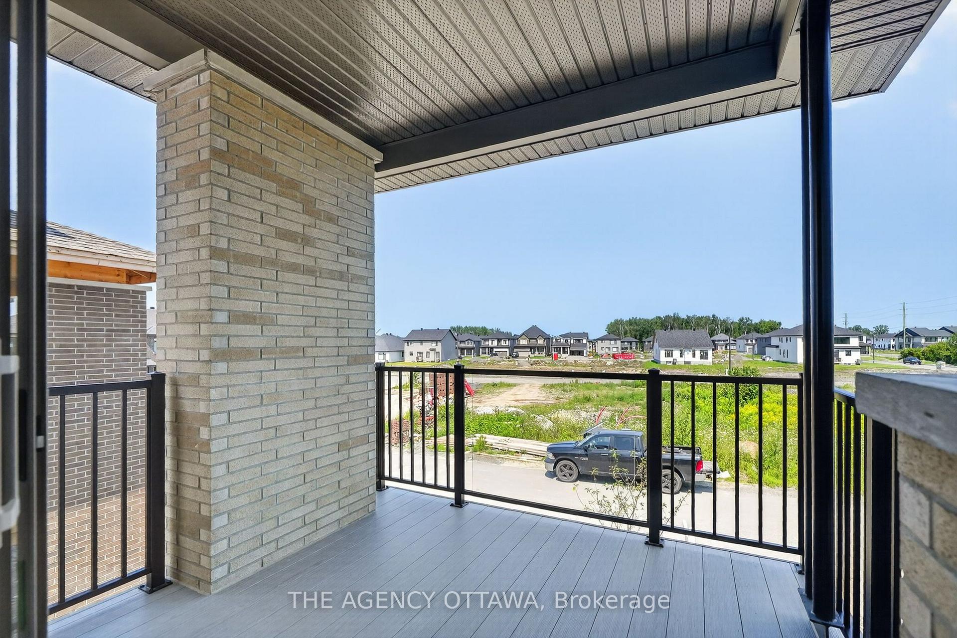 Photo 35 of 3007 Showcase Crescent, Ottawa, Riverside South/Gloucester Glen — HOMEH