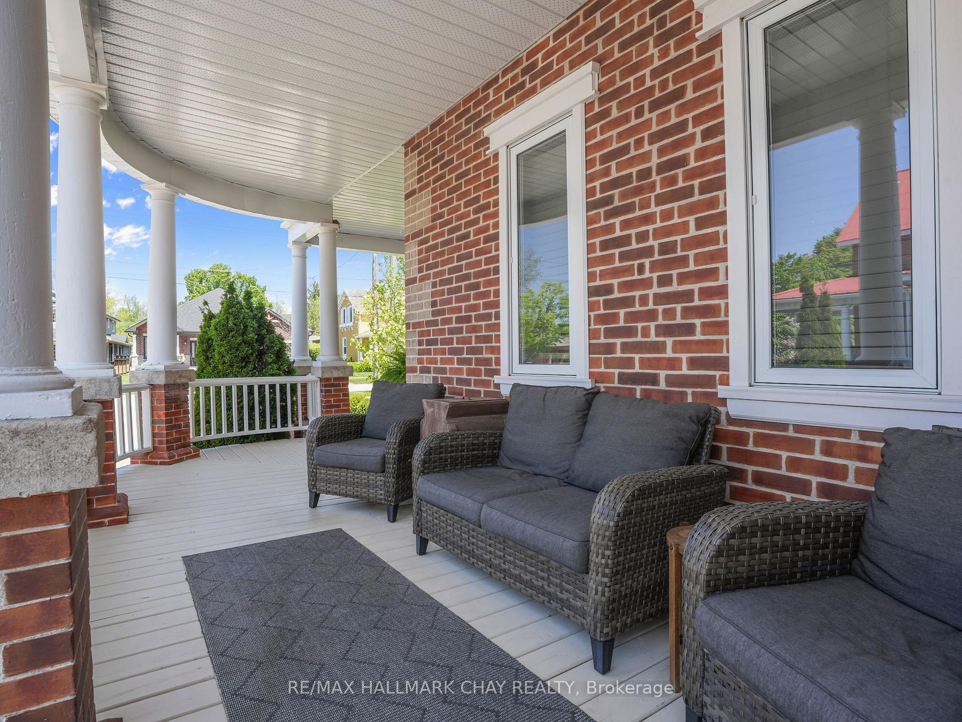Photo 8 of 97 Nelson Street W, New Tecumseth, Alliston — HOMEH