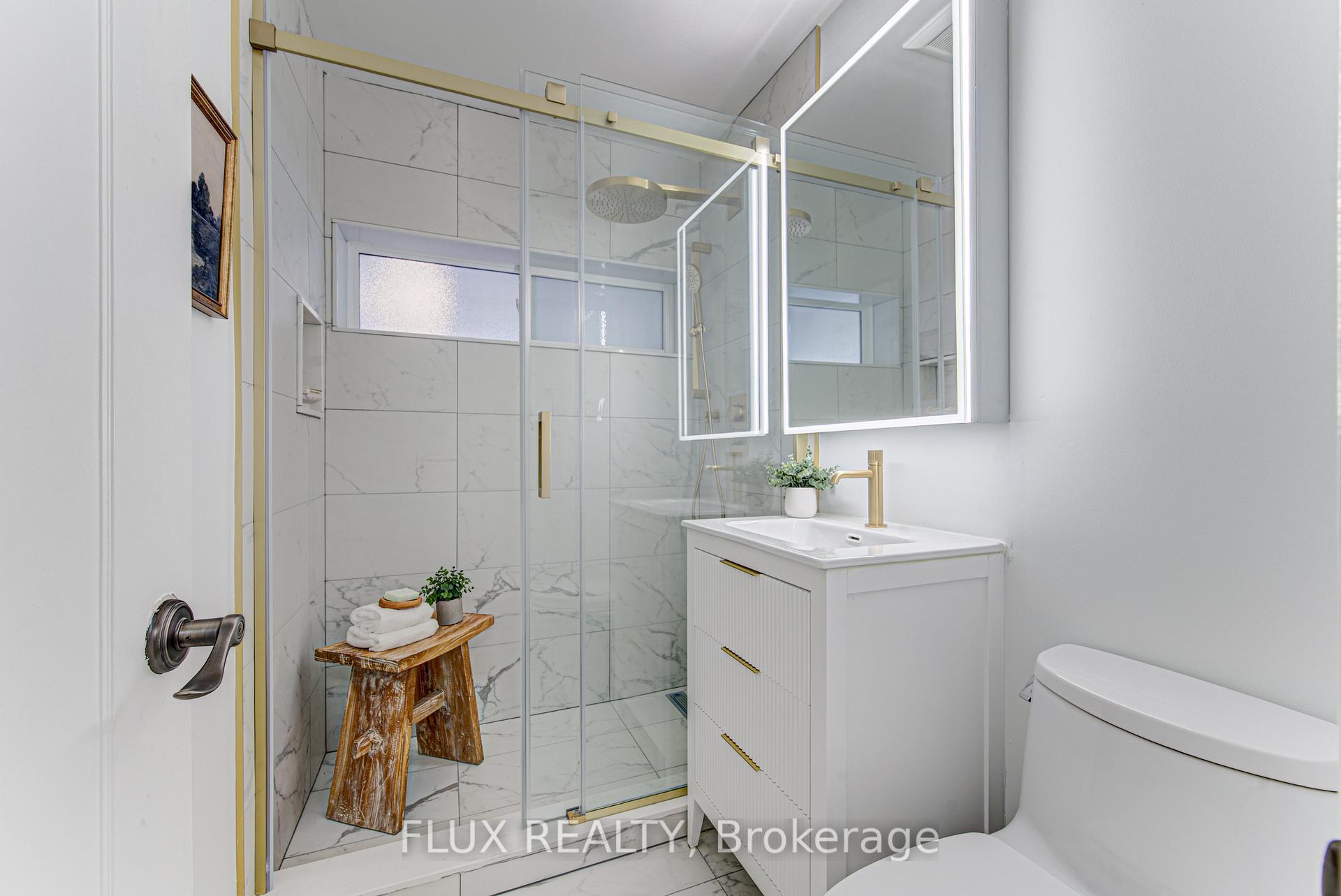 Photo 17 of 51 Rosemount Drive, Kitchener, Heritage Park/Rosemount — HOMEH