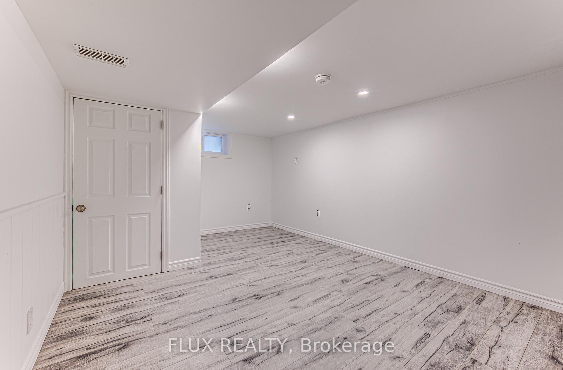 Photo 24 of 51 Rosemount Drive, Kitchener, Heritage Park/Rosemount — HOMEH