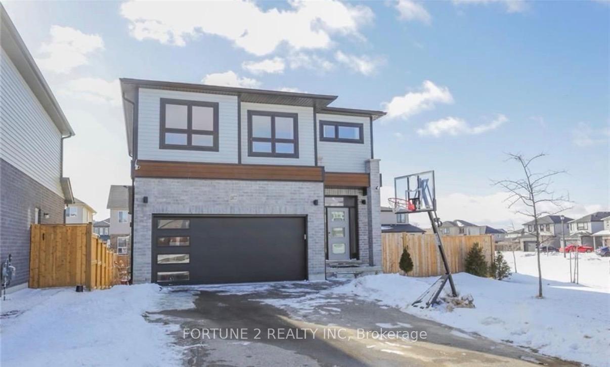 Photo 1 of 1877 Foxridge Crescent, London, North S — HOMEH