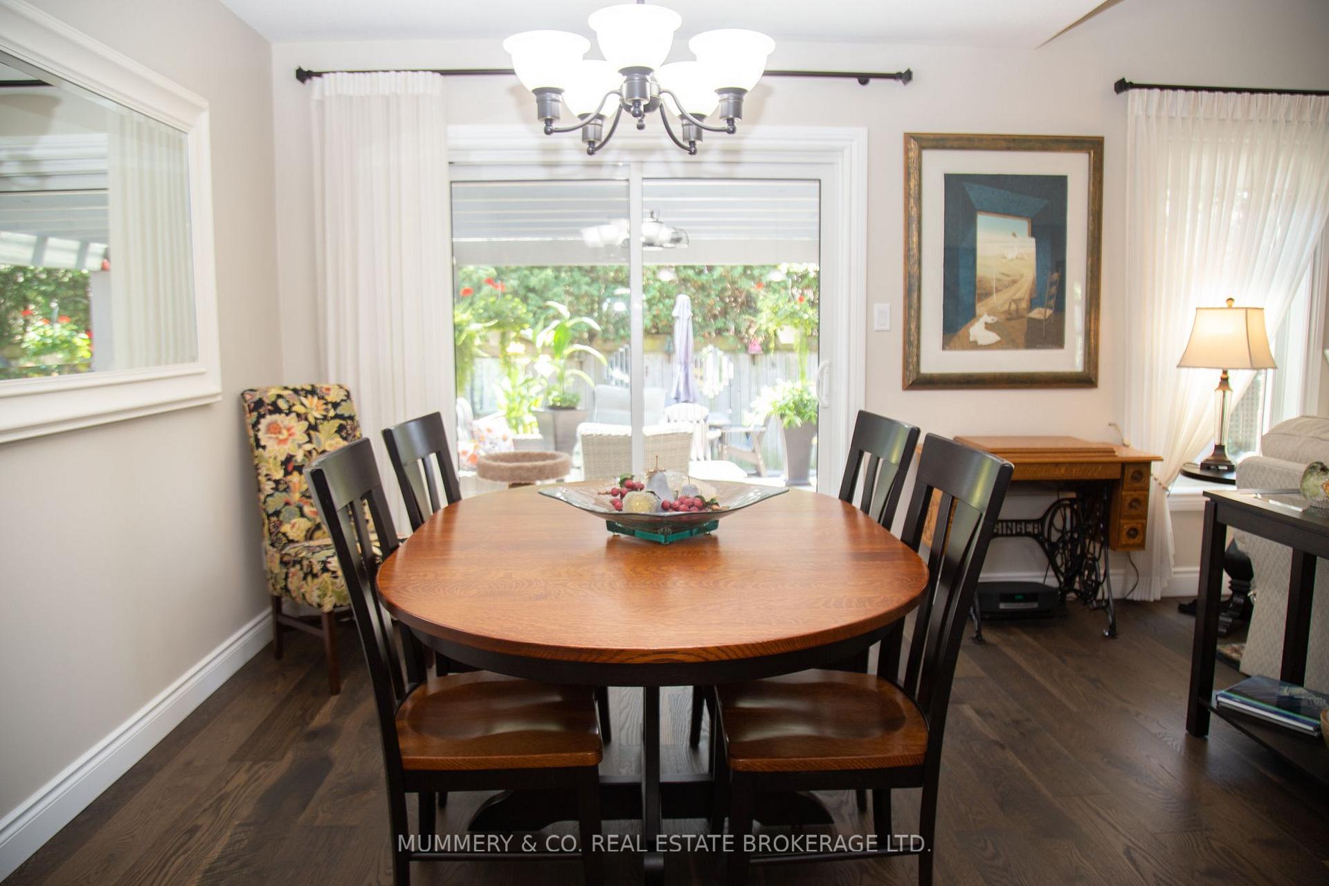 Photo 8 of 72 Willowdale Crescent, Norfolk, Port Dover — HOMEH